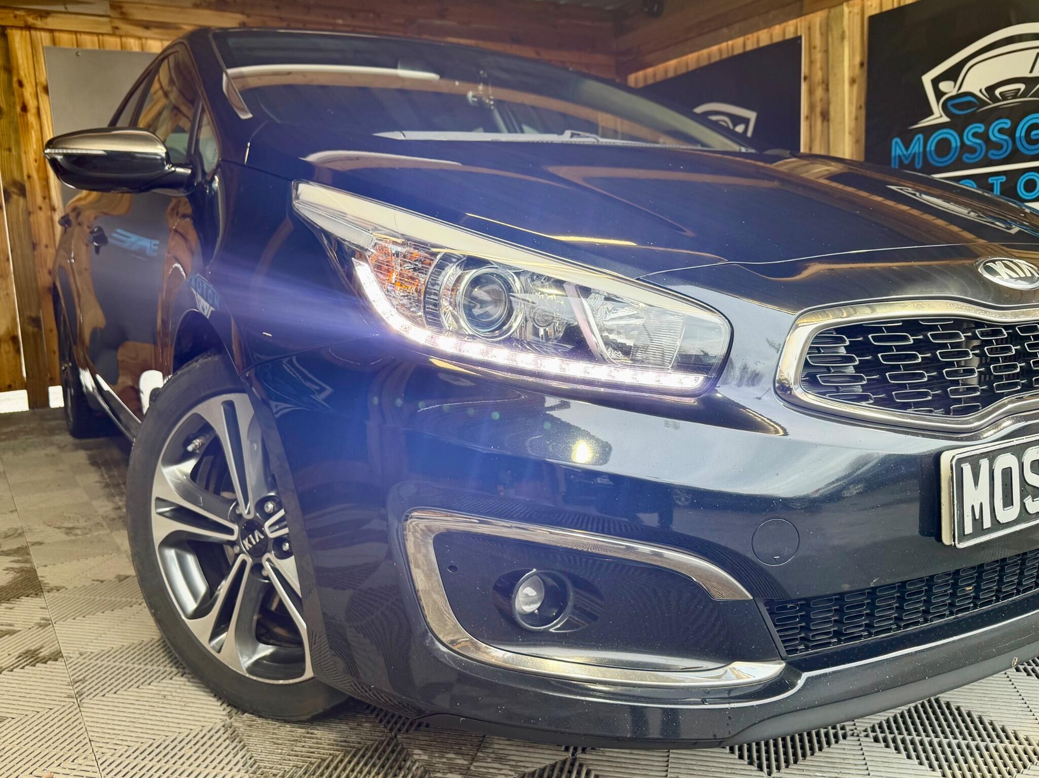 Kia Ceed view 2