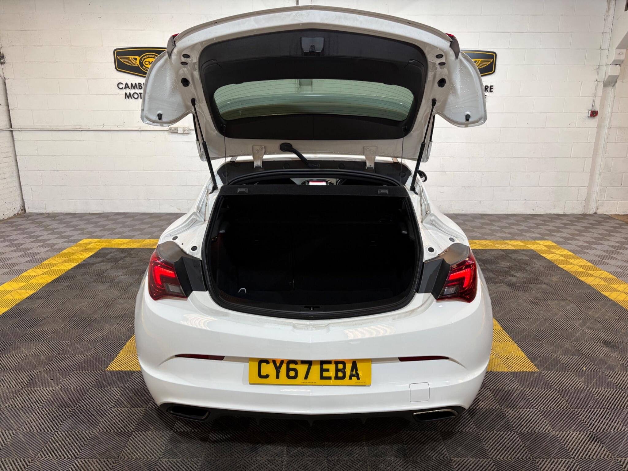 Vauxhall Astra GTC view 44