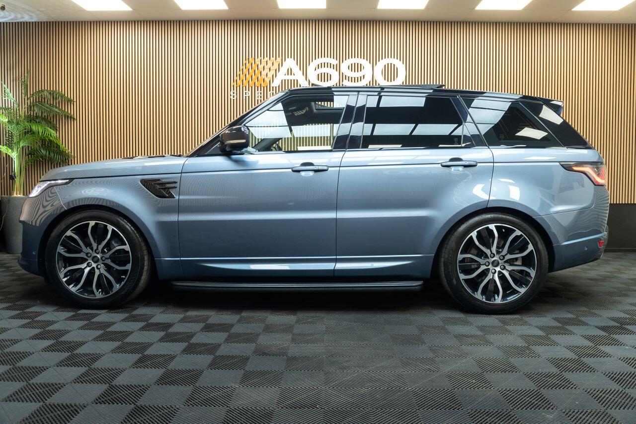 Land Rover Range Rover Sport view 4