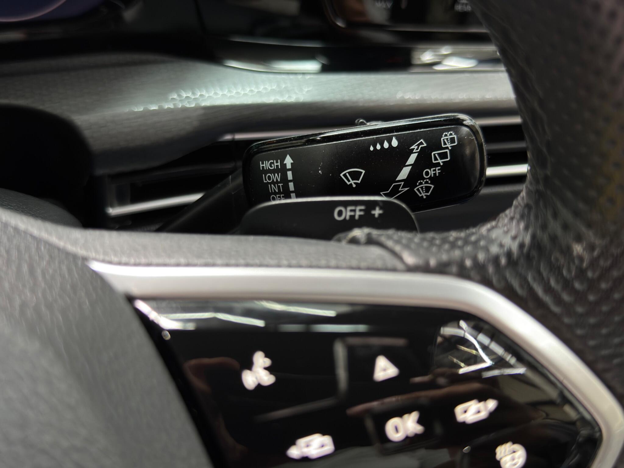 Volkswagen Golf view 22