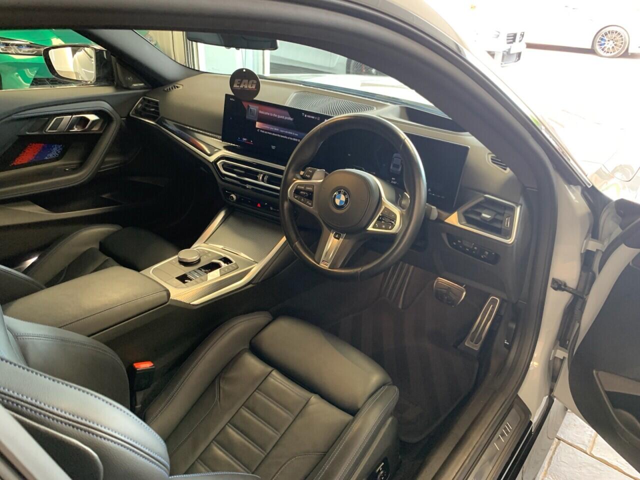 BMW 2 Series view 21
