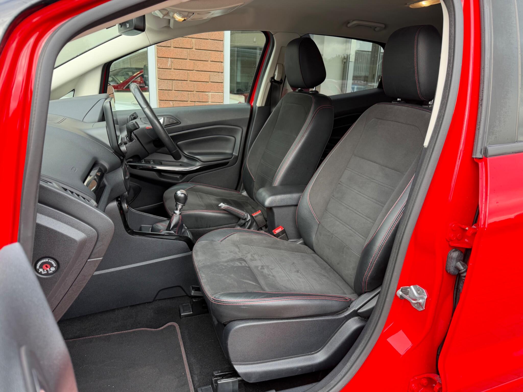 Ford Ecosport view 66