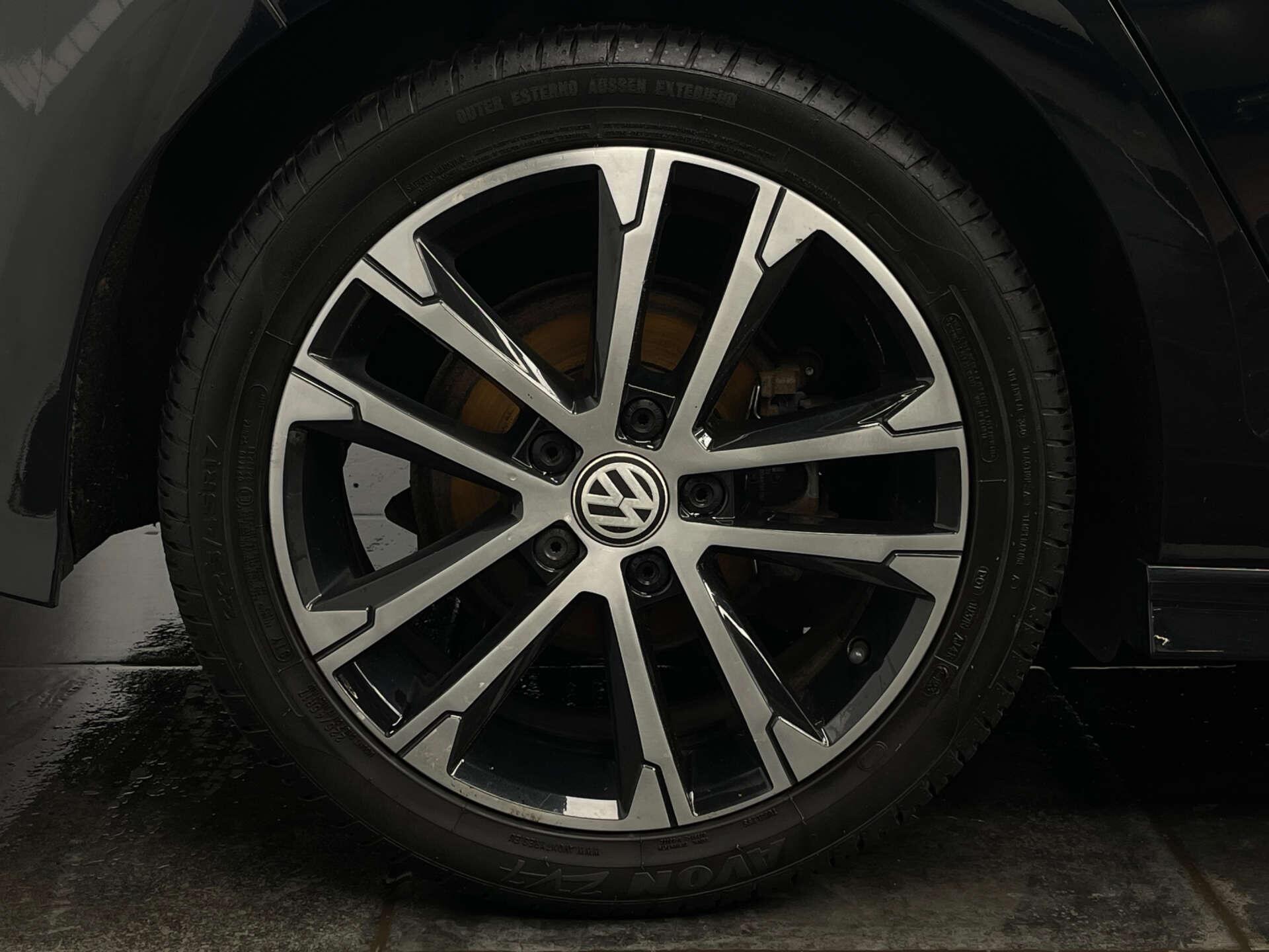 Volkswagen Golf view 24