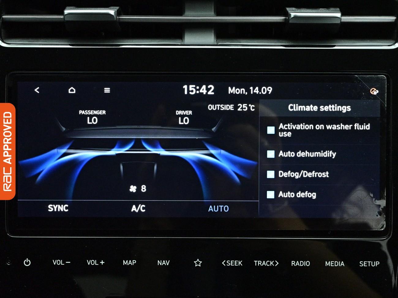 Hyundai Tucson view 18