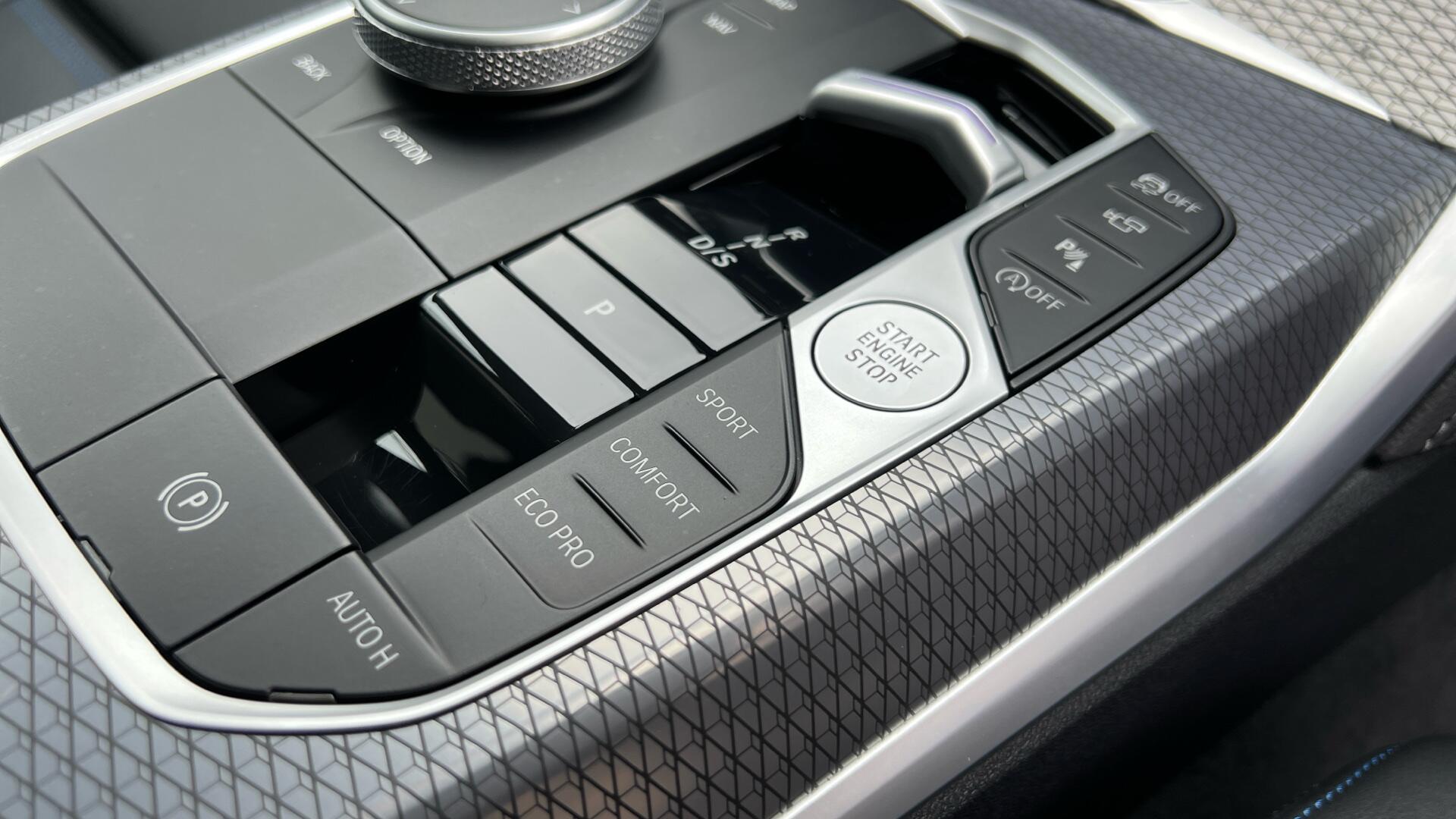 BMW 4 Series view 19