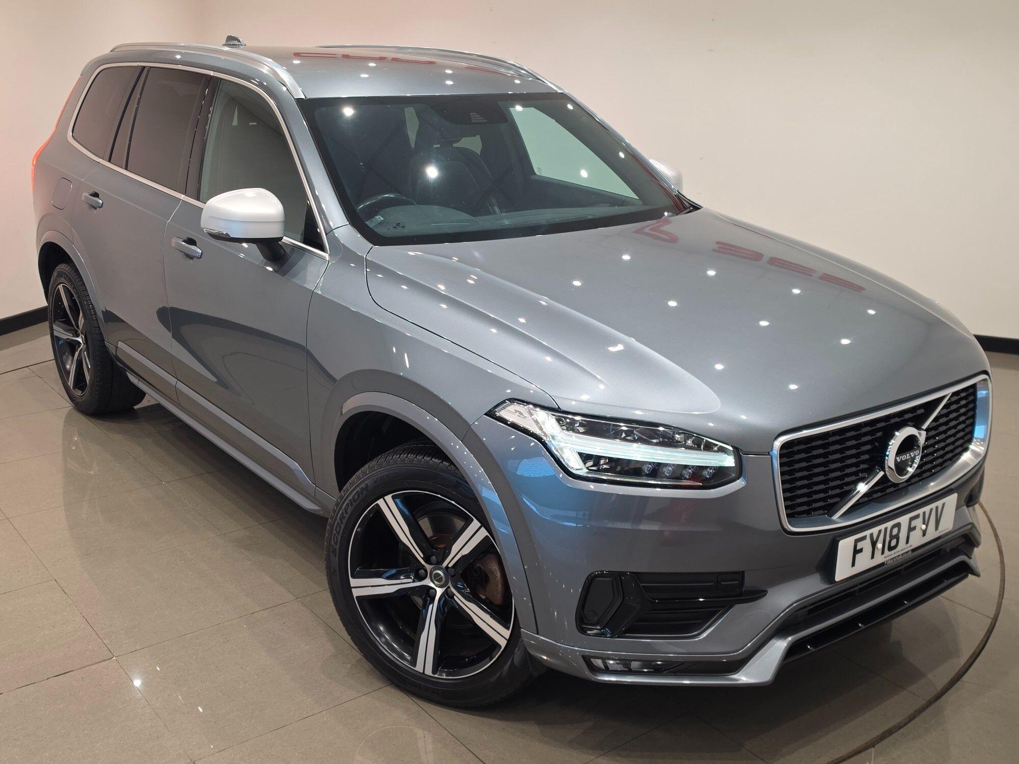 Volvo XC90 view 10