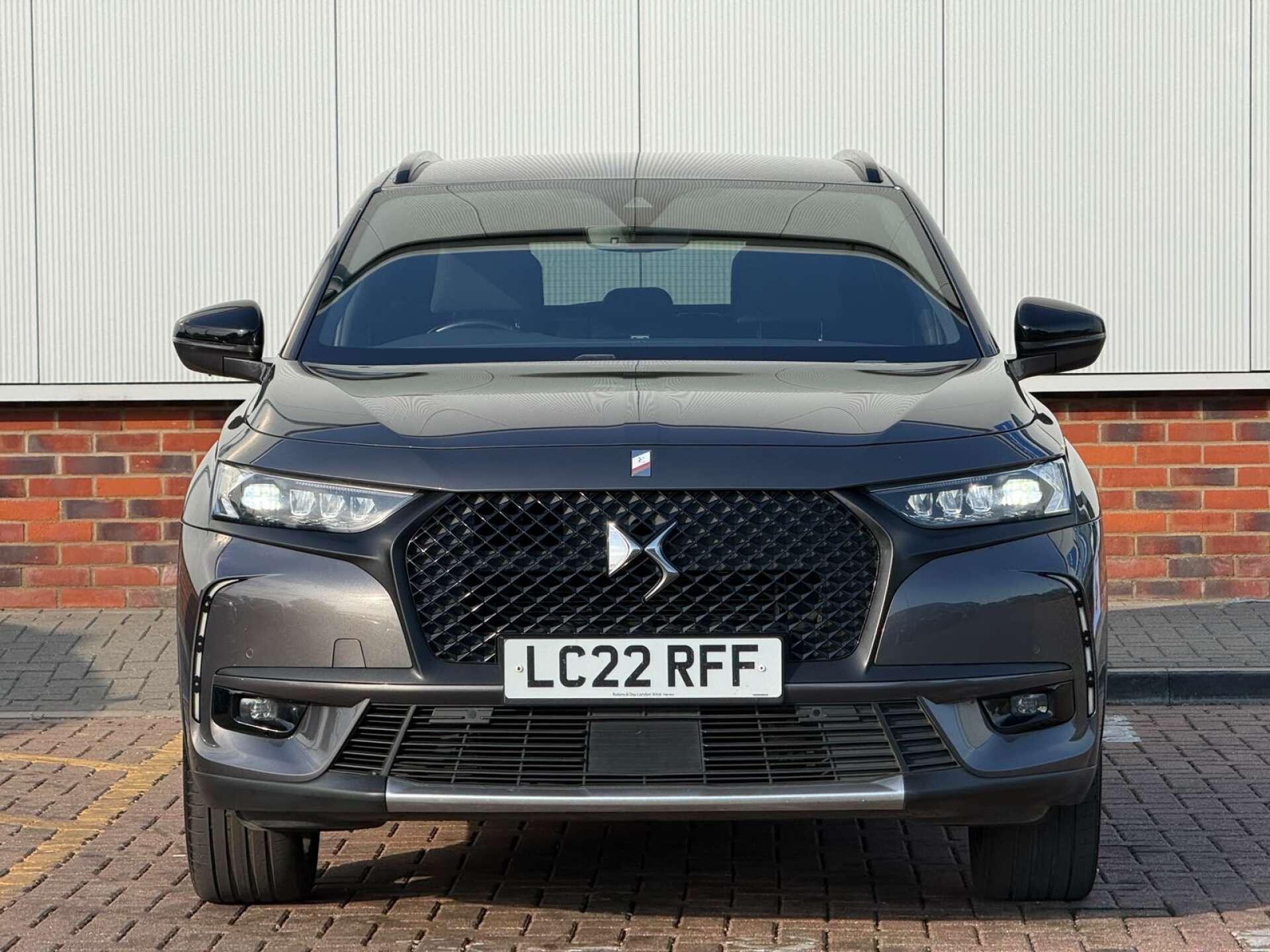 DS Automobiles DS 7 Crossback view 2