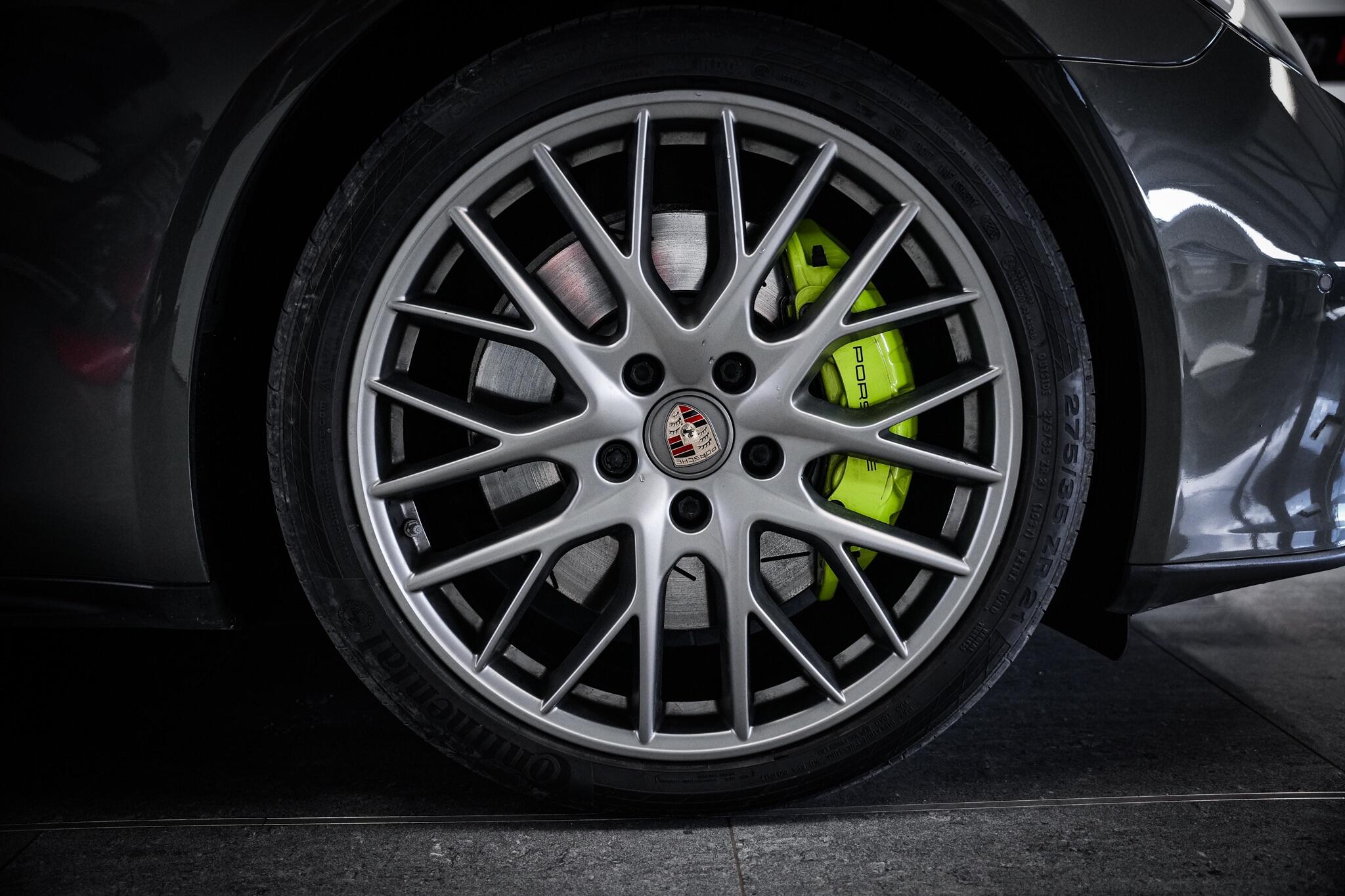 Porsche Panamera view 27