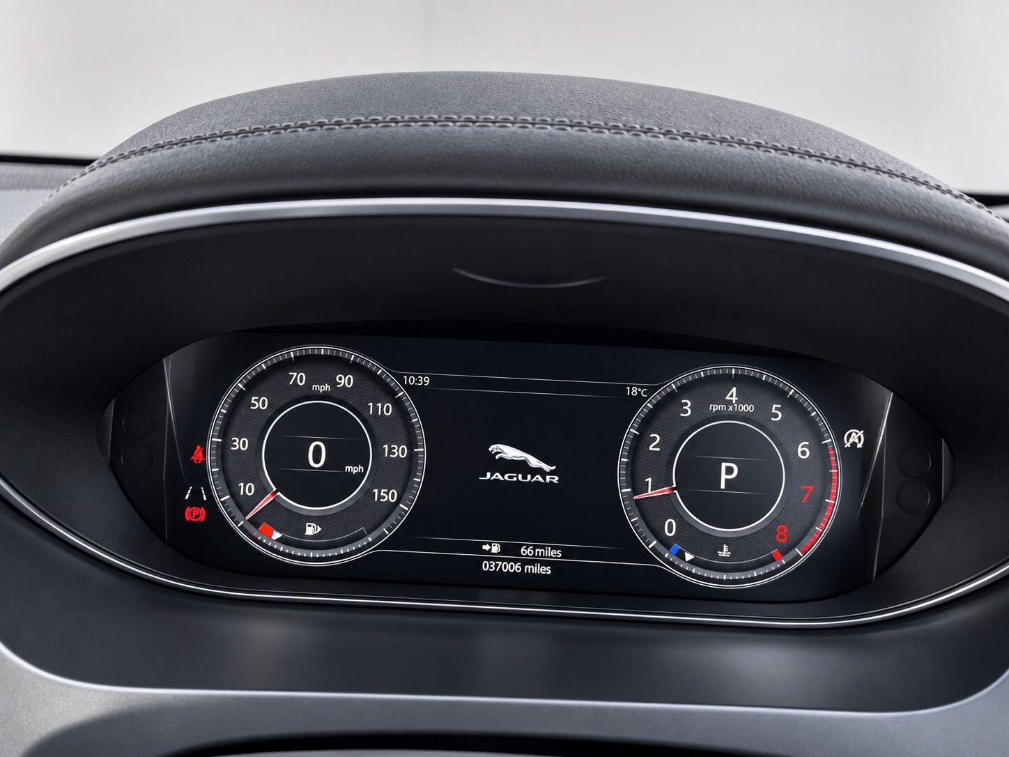 Jaguar E-Pace view 31