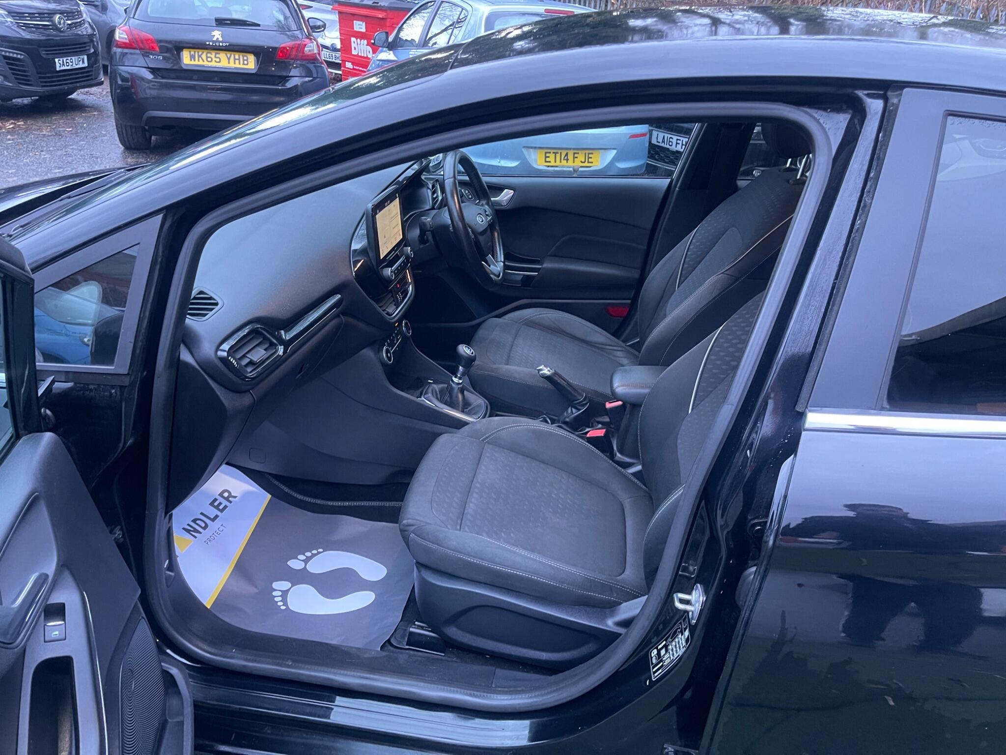 2018 Ford Fiesta 1.0T EcoBoost Titanium Euro 6 (s/s) 5dr • 76,750 miles image 33