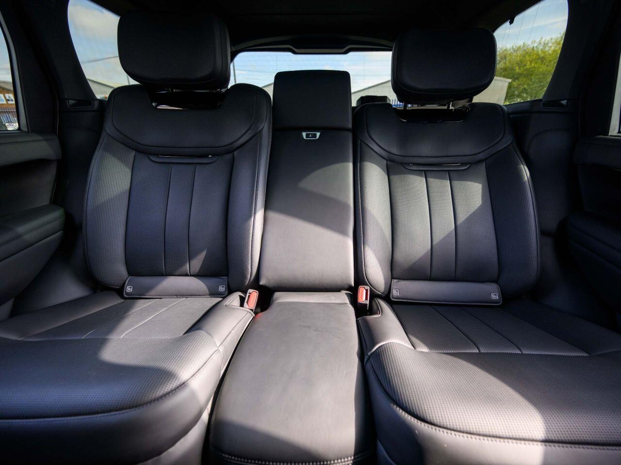 Land Rover Range Rover view 32