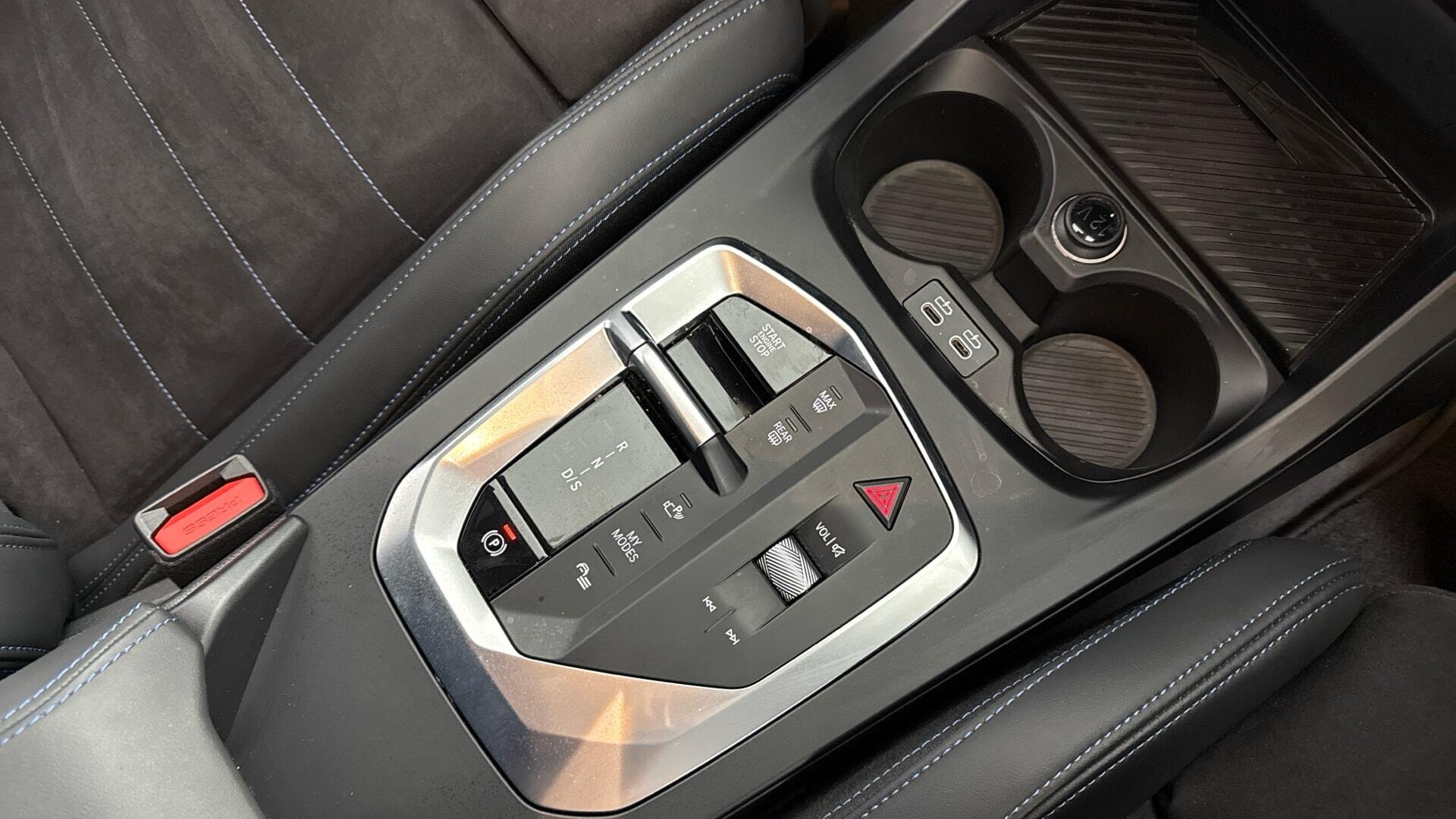 BMW 1 Series view 10