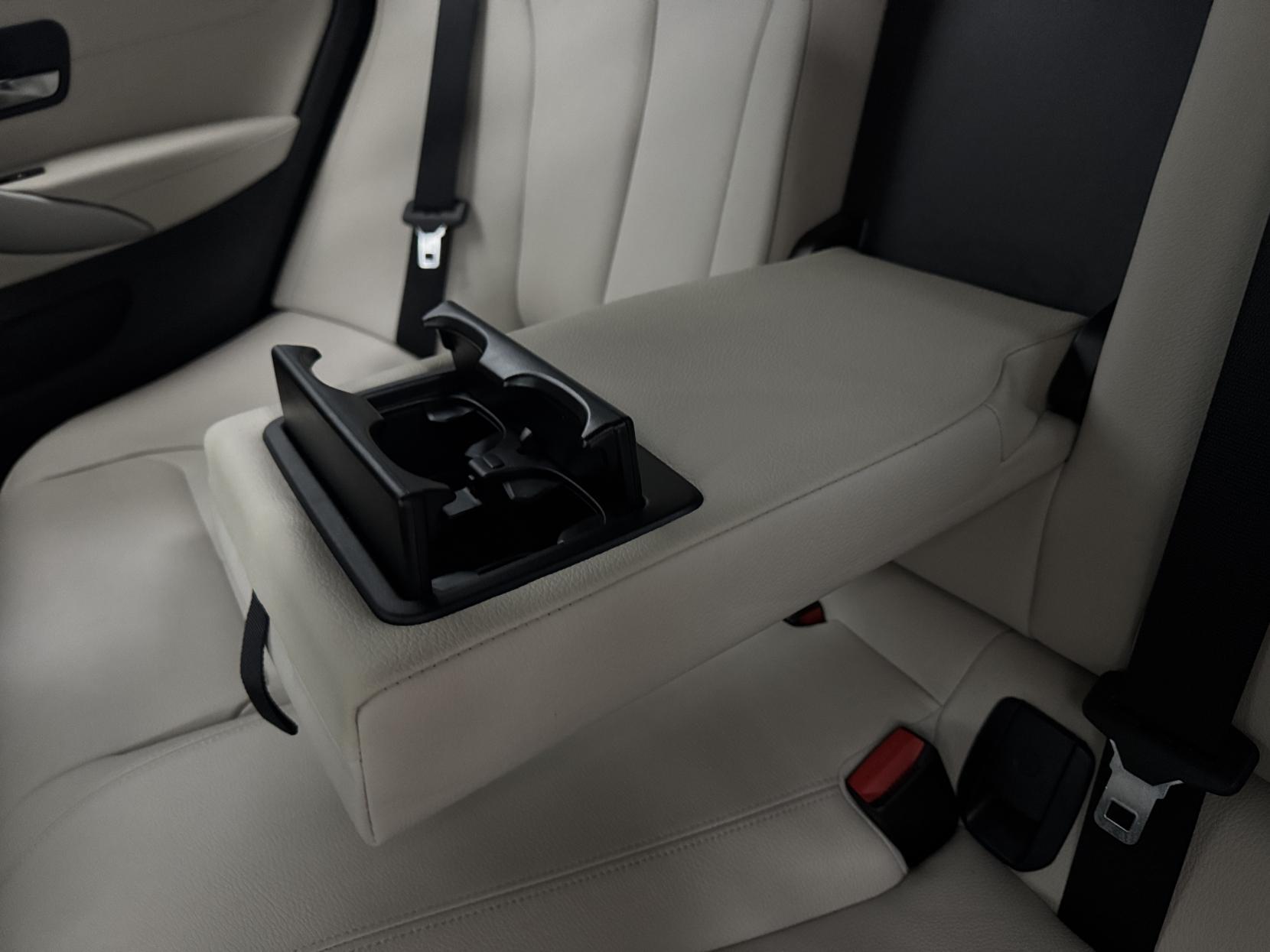 BMW 4 Series view 60