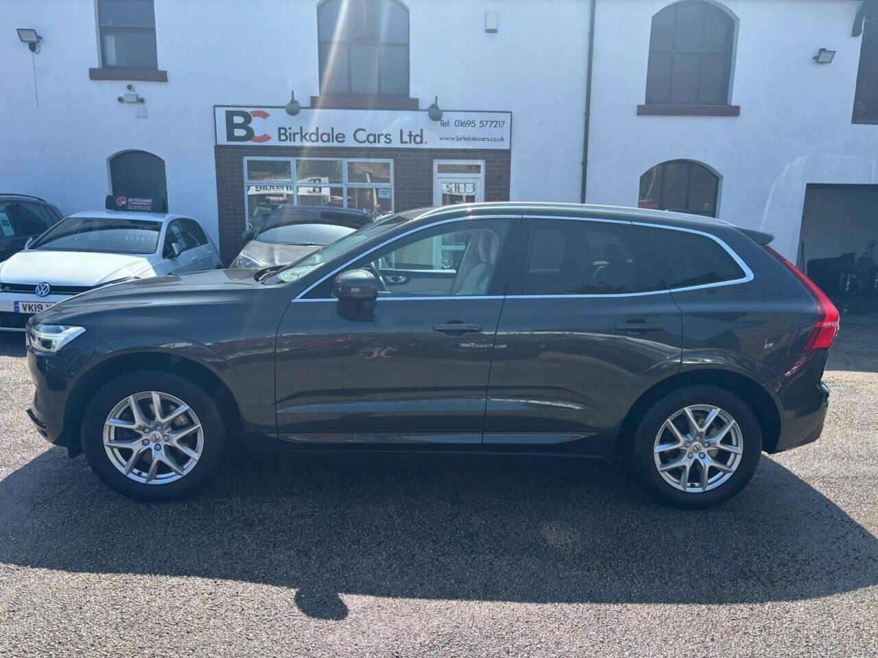 Volvo XC60 view 7