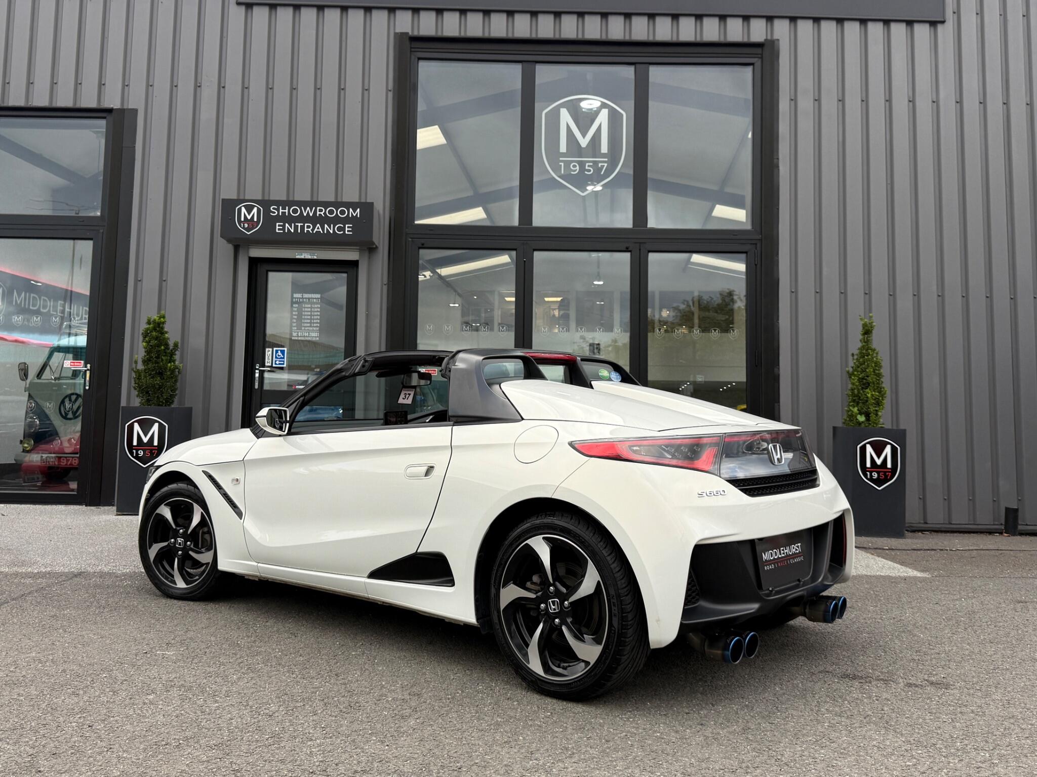 Honda S660 view 3