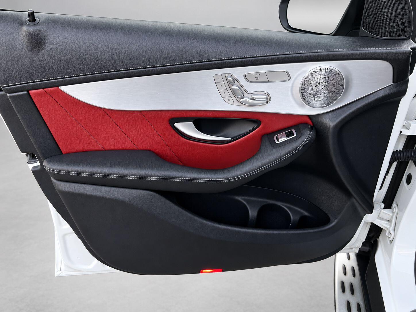 Mercedes-Benz GLC view 44
