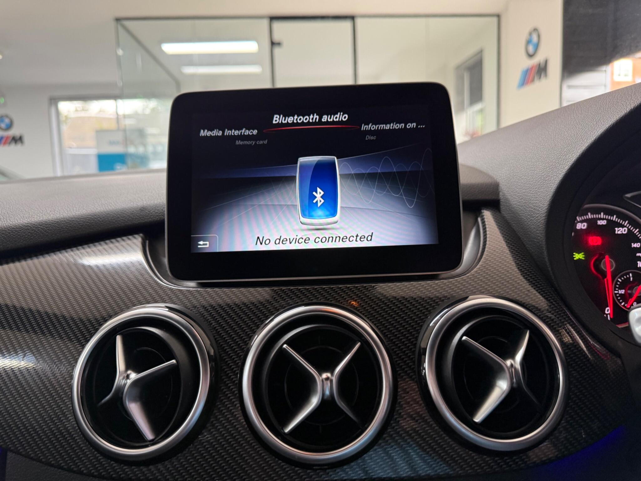 Mercedes-Benz B-Class view 9