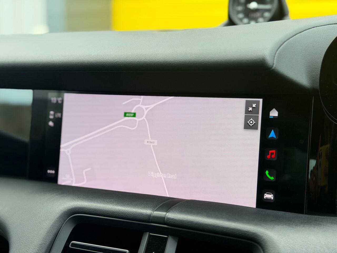 Porsche Taycan view 10