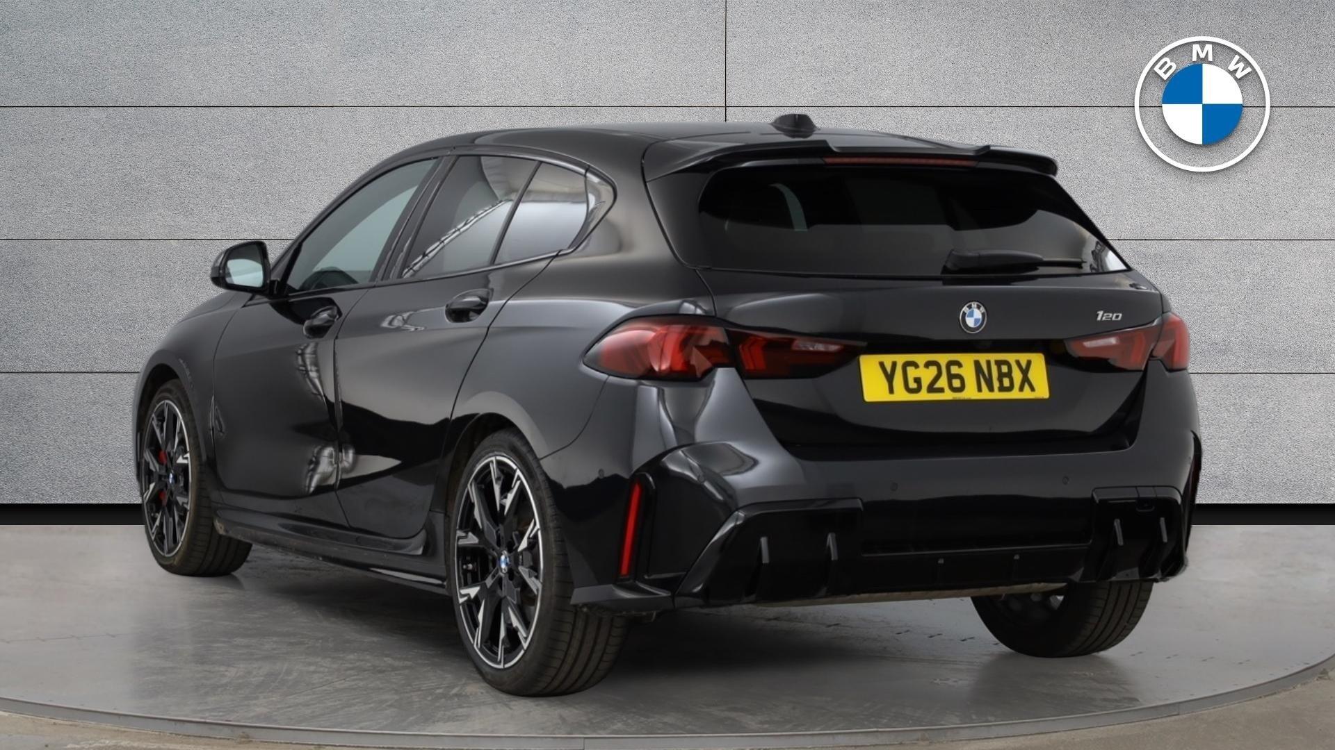 BMW 1 Series view 2
