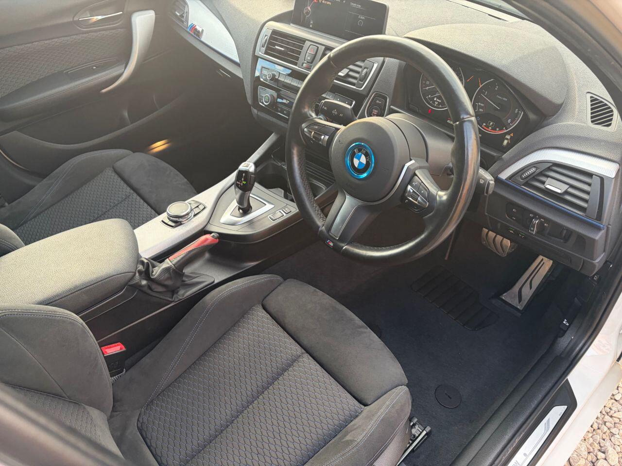 BMW 1 Series view 15