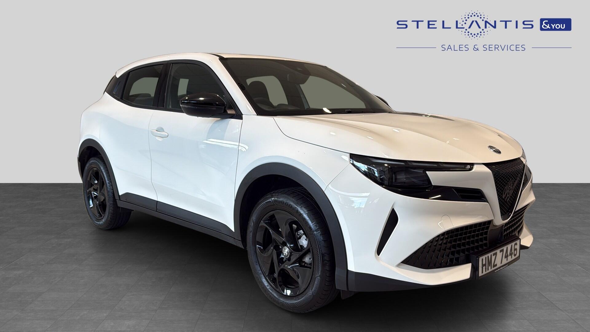 2025 Alfa Romeo Junior