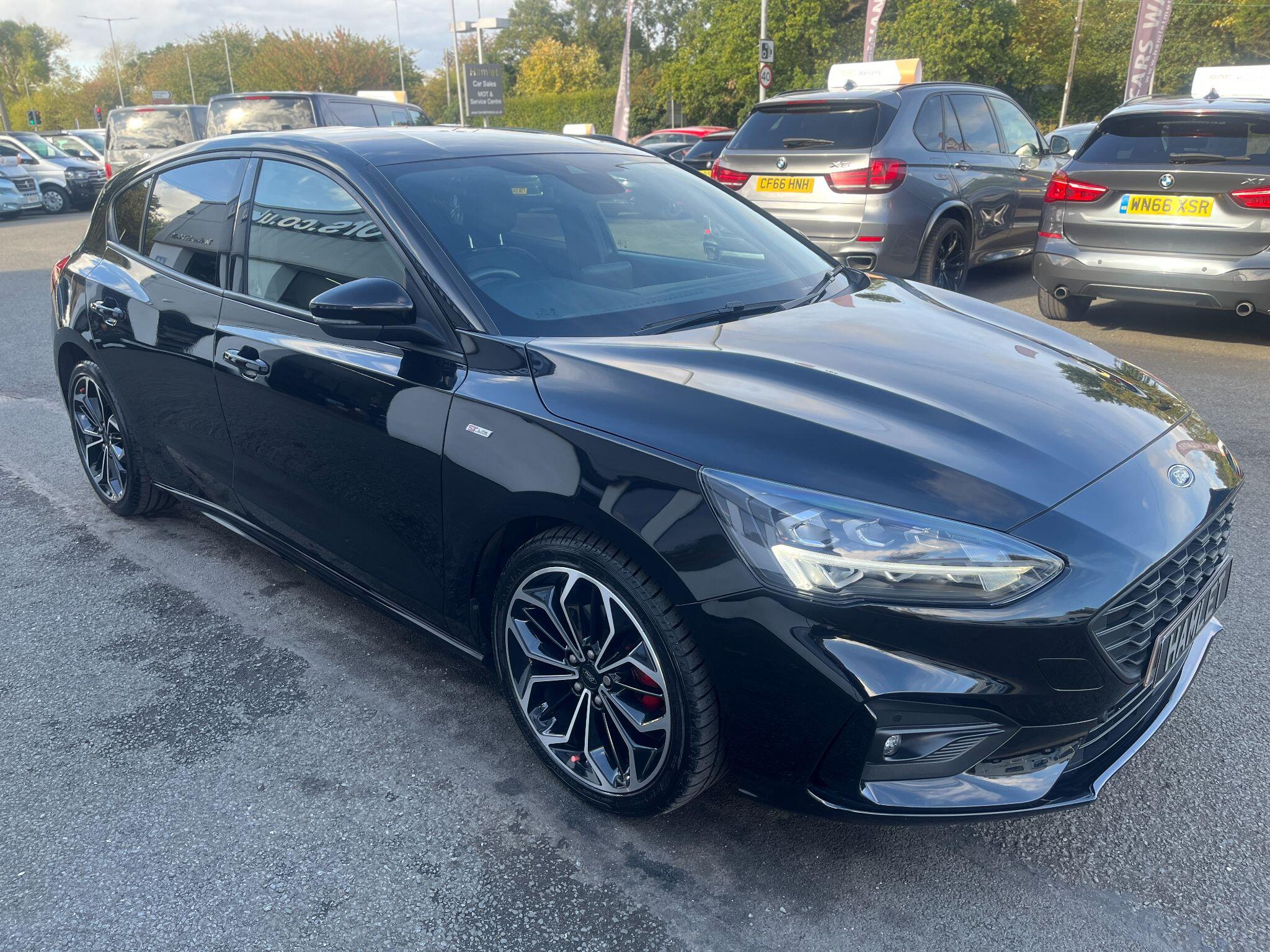 Ford Focus view 8