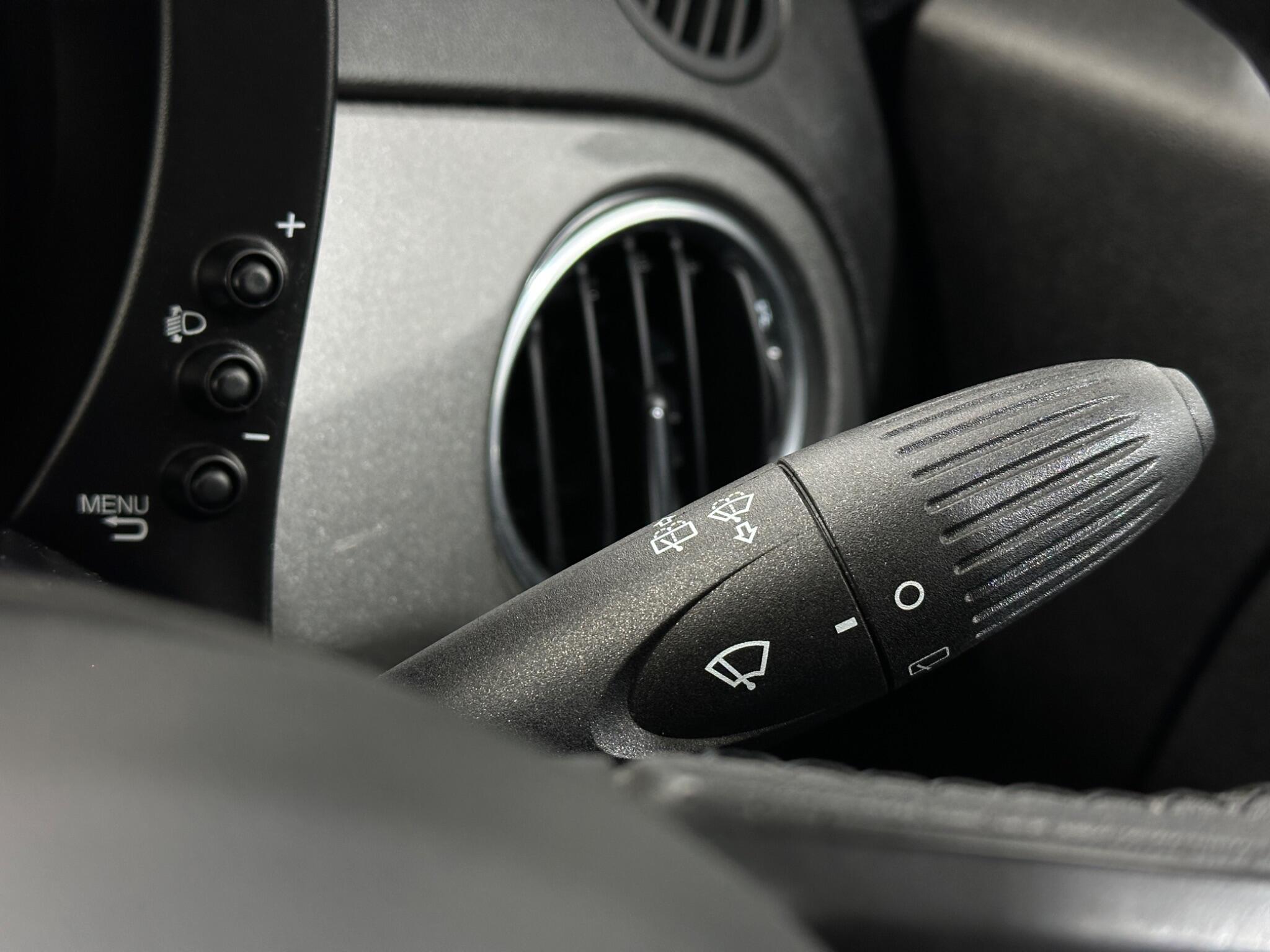 Abarth 595 view 16