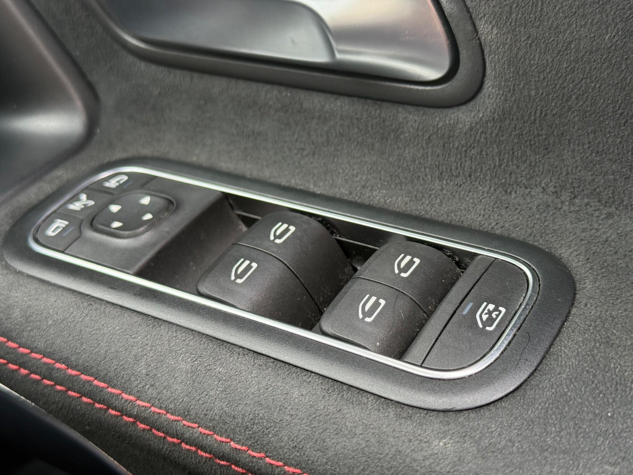 Mercedes-Benz A Class view 16