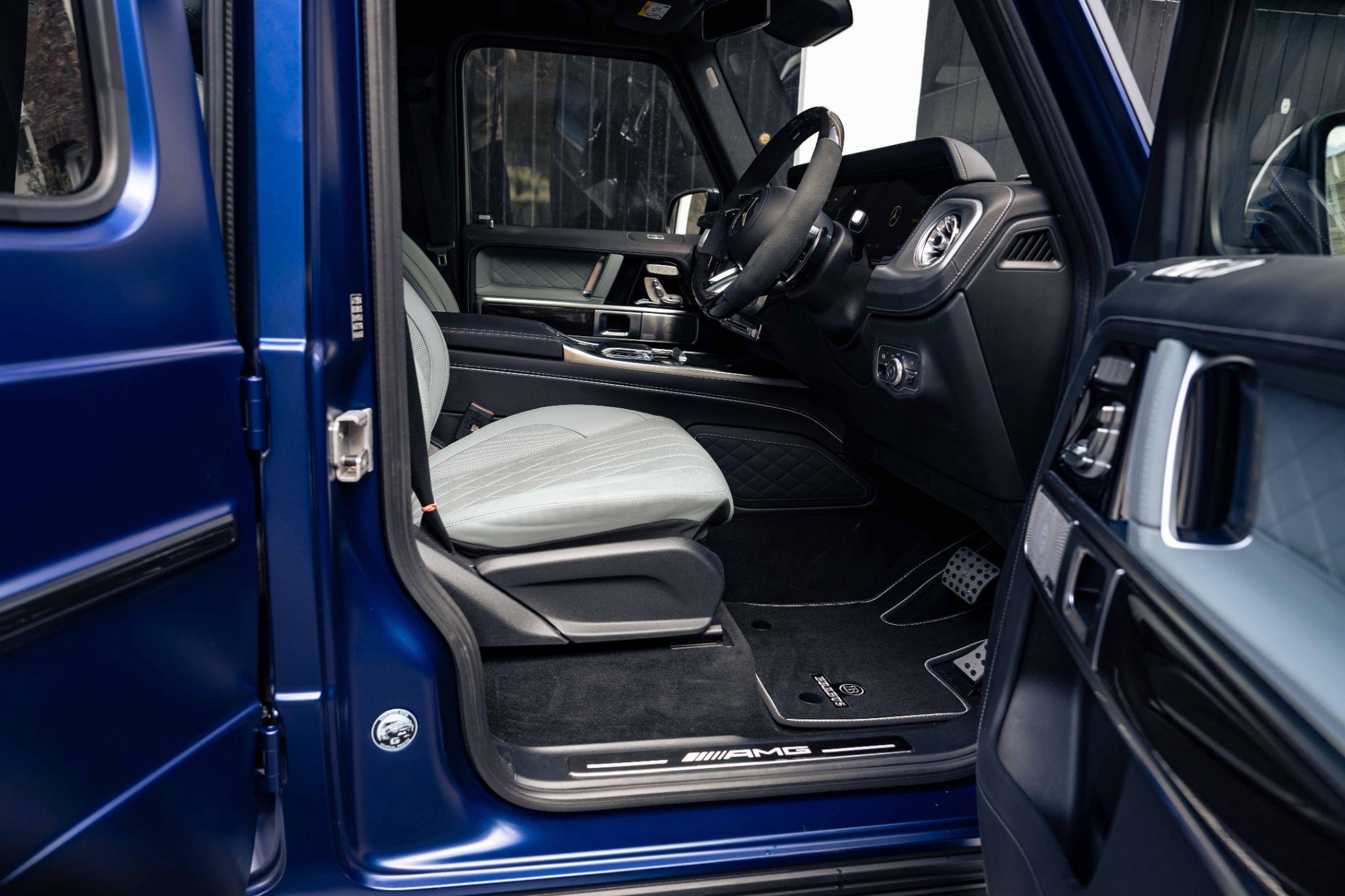 Mercedes-Benz G-Class view 11