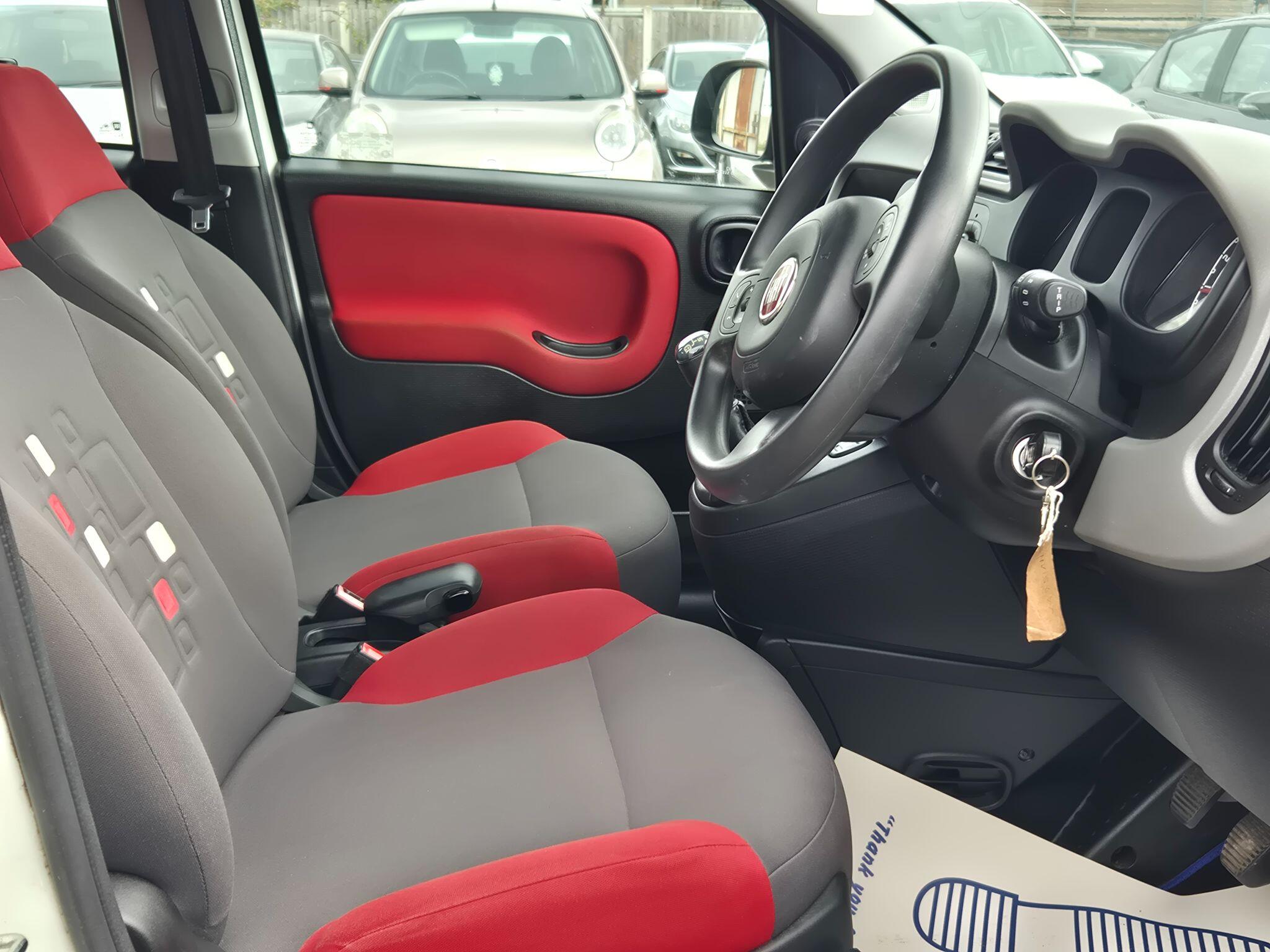 Fiat Panda view 8