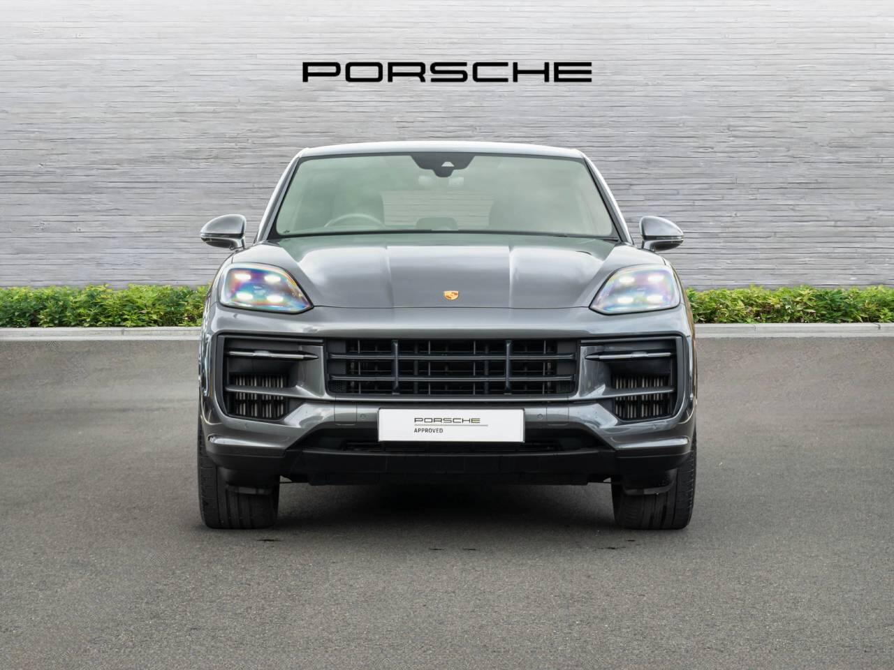 Porsche Cayenne view 6
