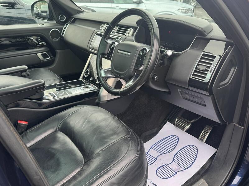 2018 Land Rover Range Rover image 35