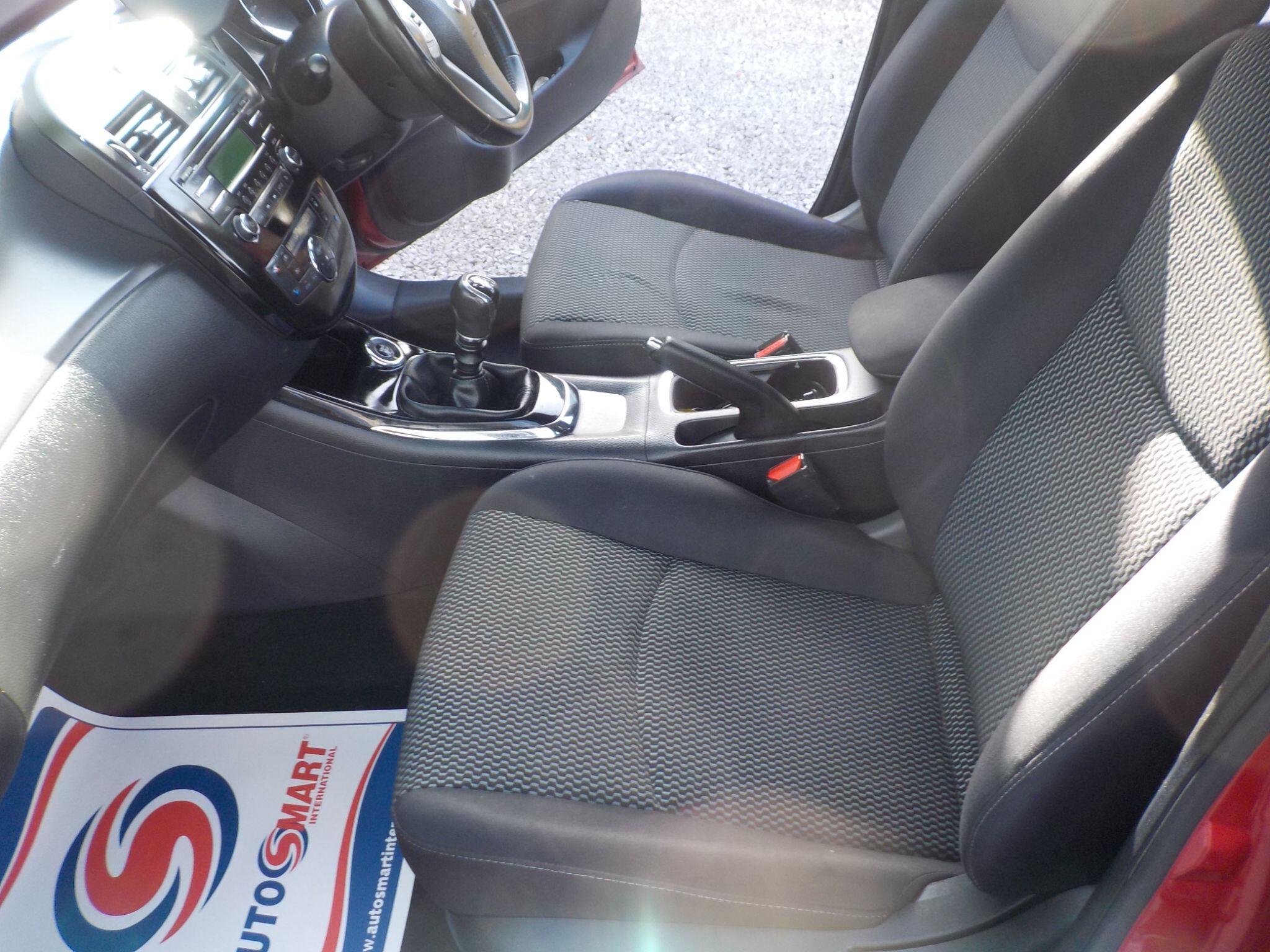 Nissan Pulsar 1.2 DIG-T Acenta Euro 6 (s/s) 5dr
