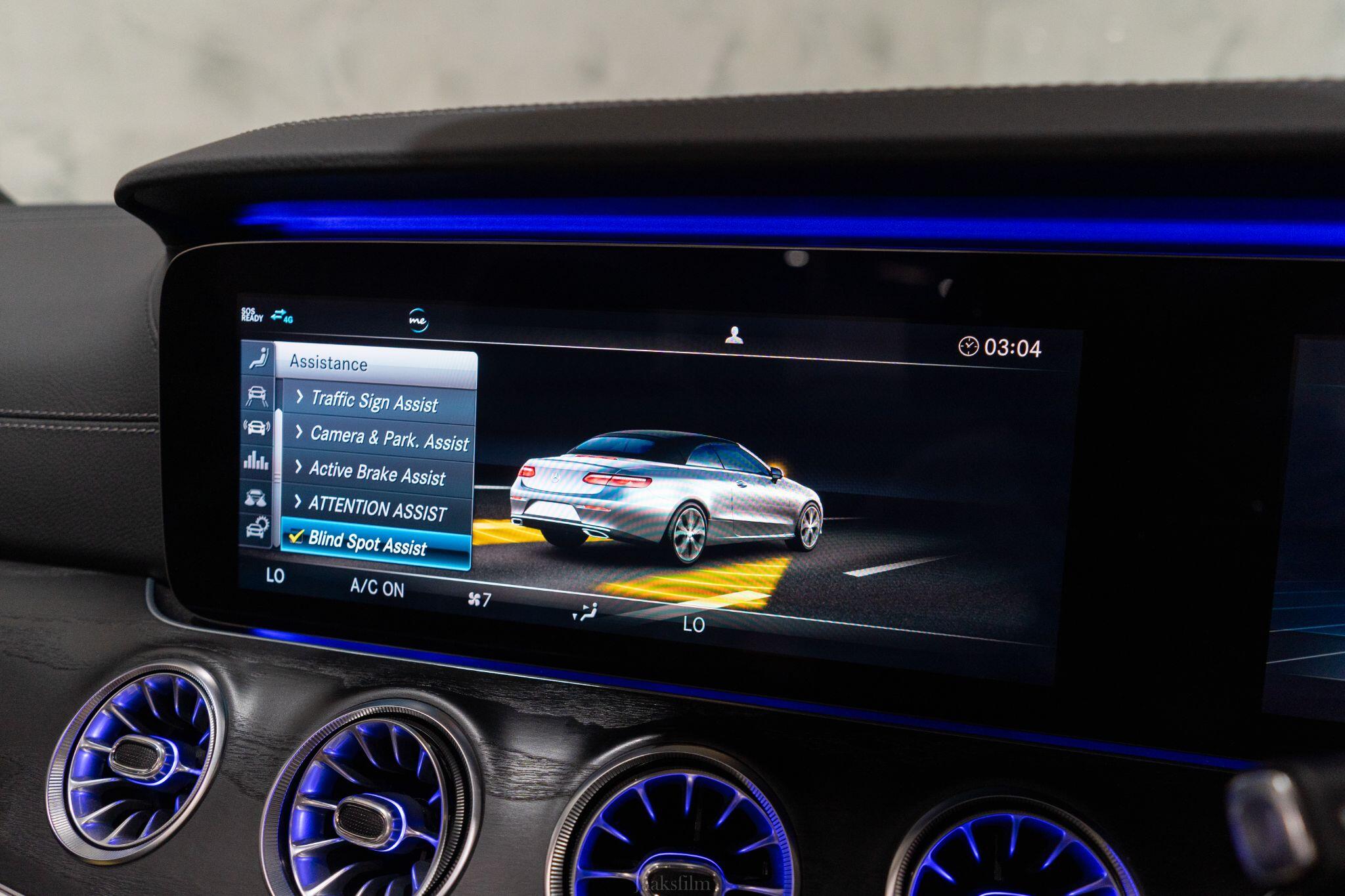 Mercedes-Benz E-Class view 24