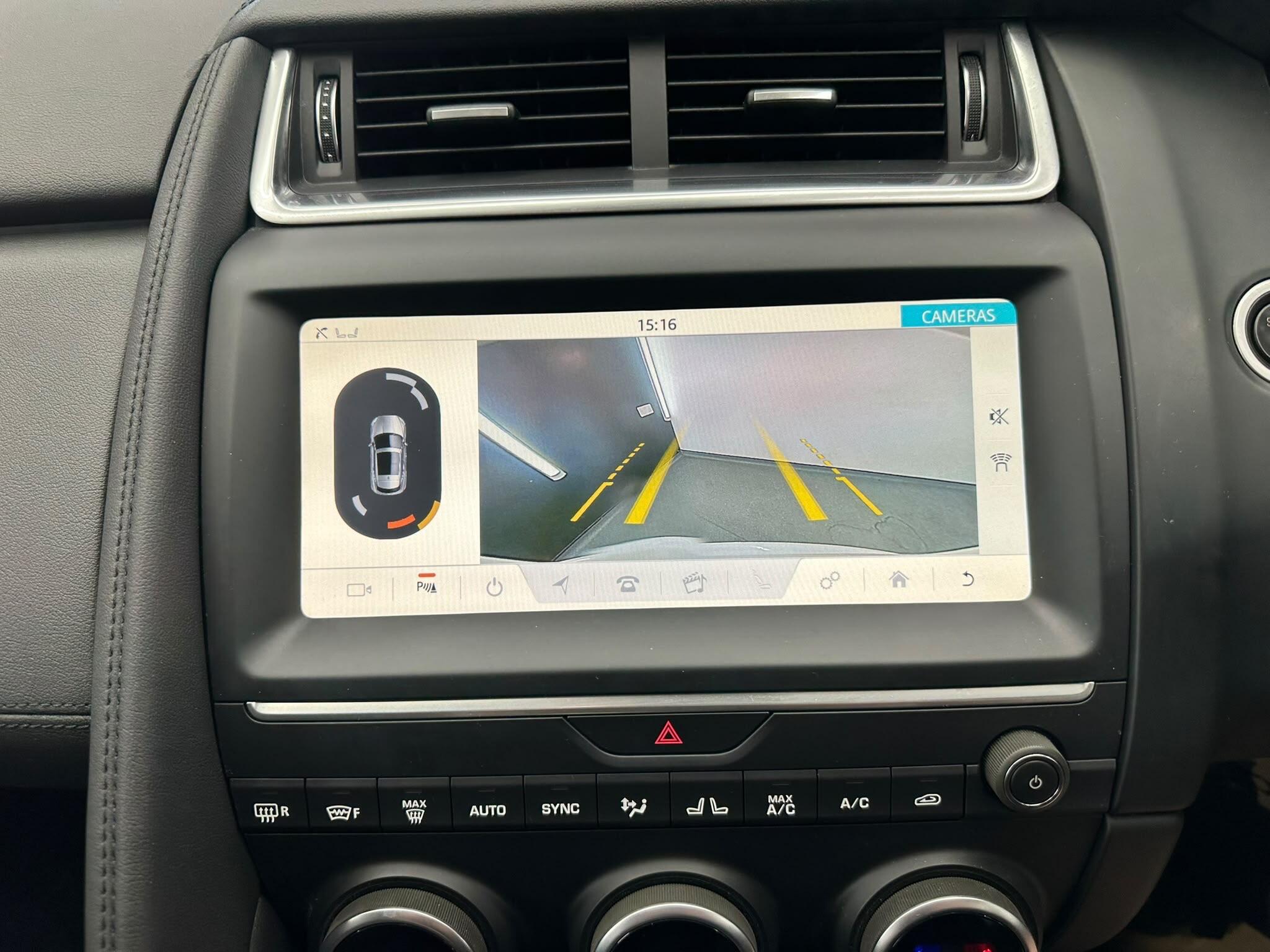 Jaguar E-Pace view 40
