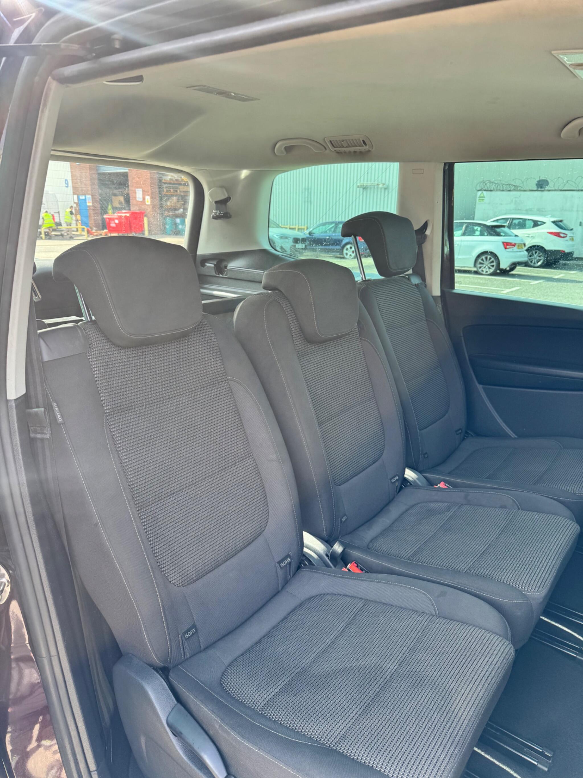 Volkswagen Sharan view 27