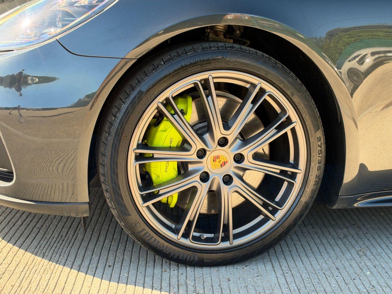 Porsche Panamera view 12