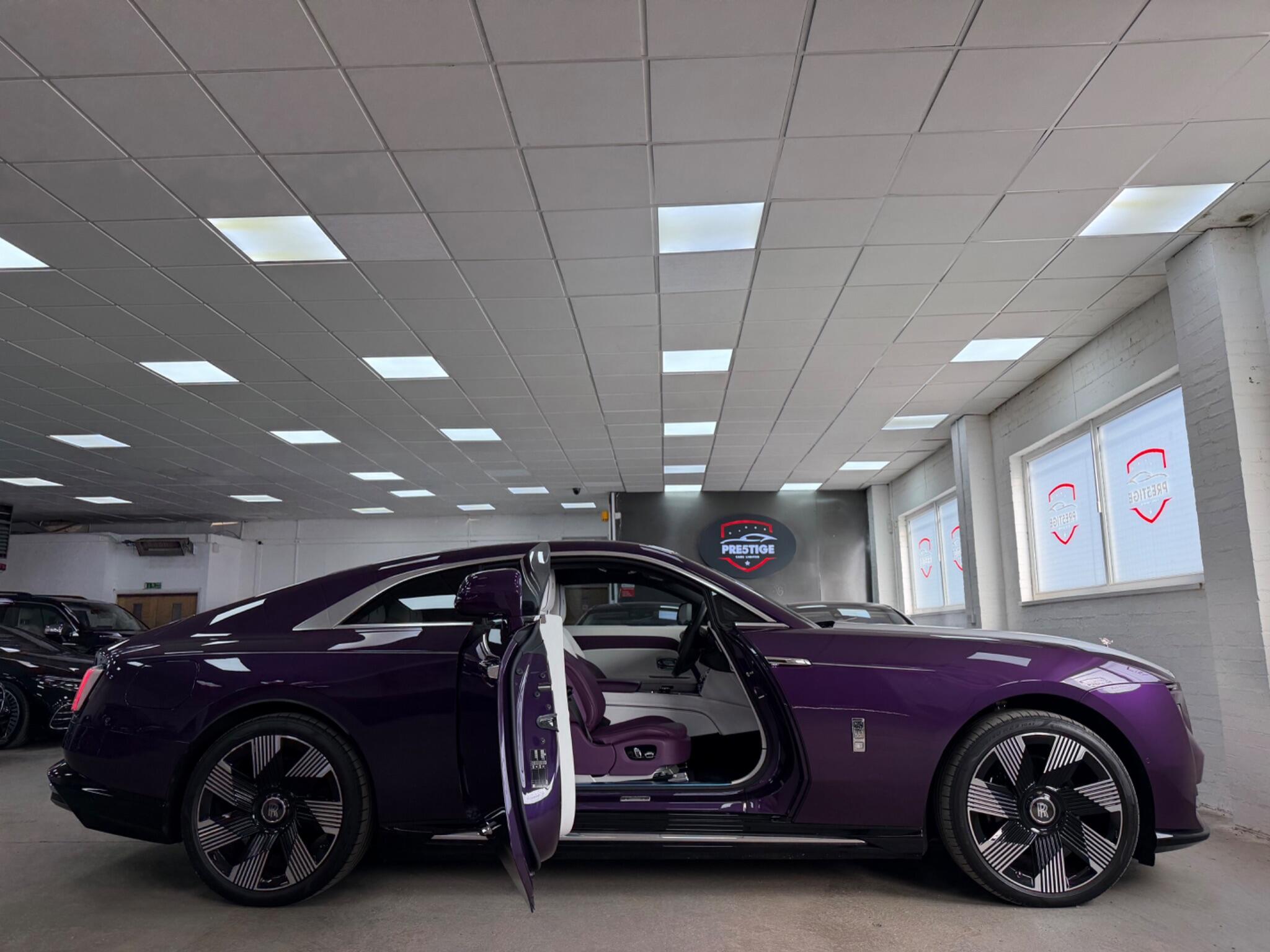 Rolls-Royce Spectre view 15