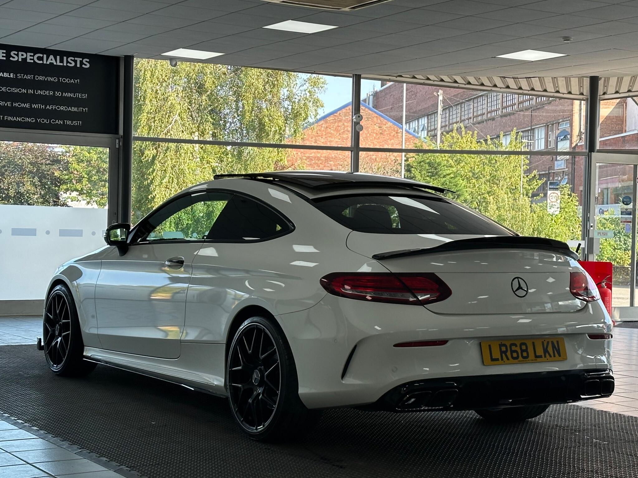 Mercedes-Benz C Class view 10