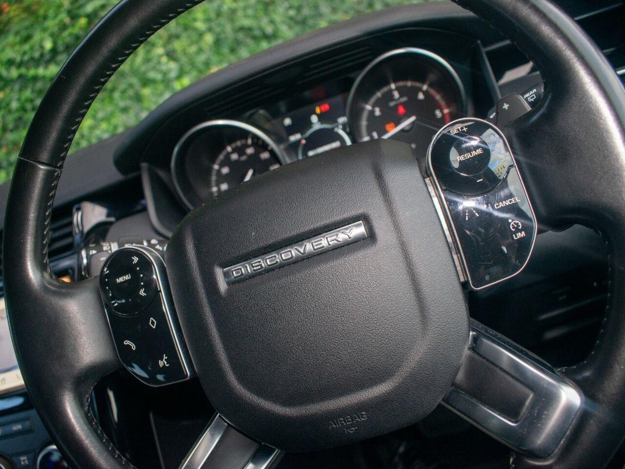 Land Rover Discovery view 27
