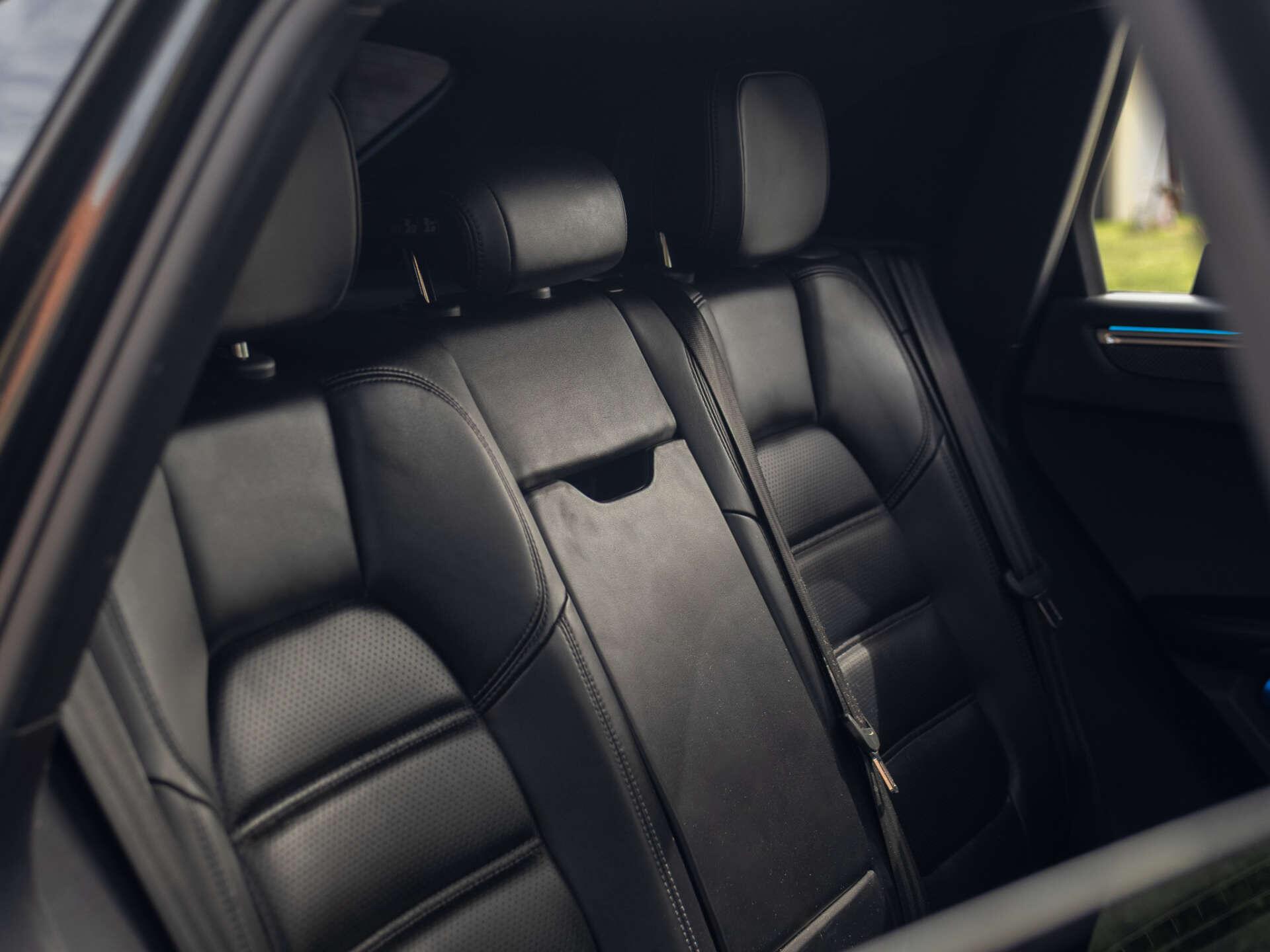 Porsche Macan view 56