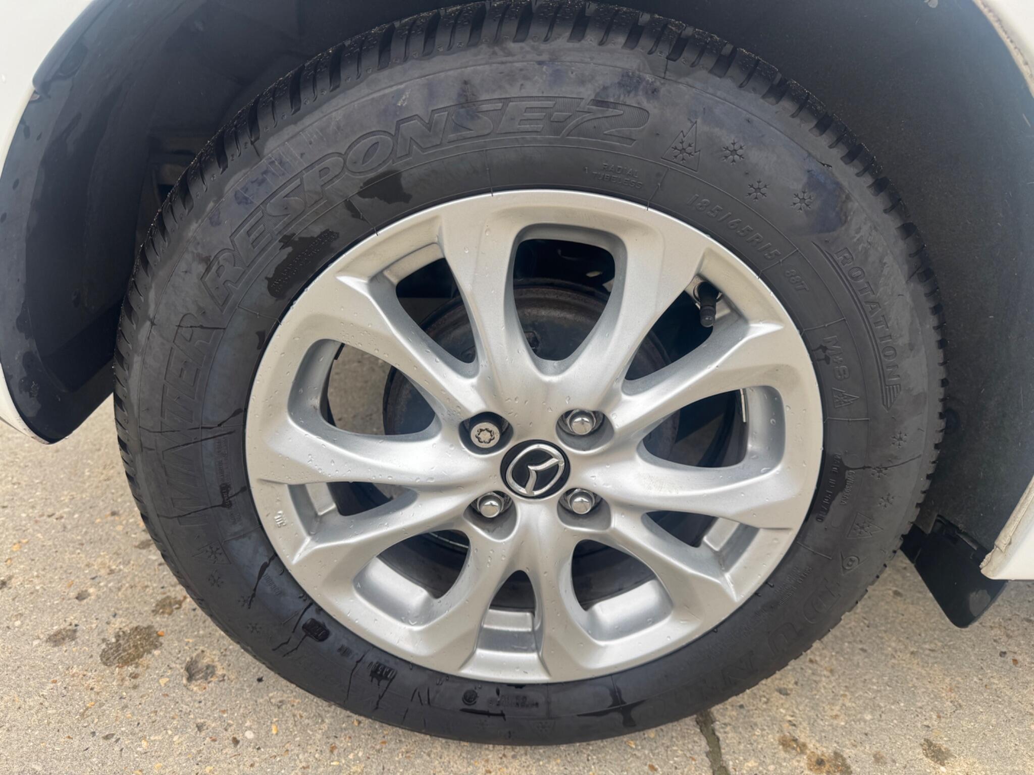 Mazda Skyactiv-G view 14
