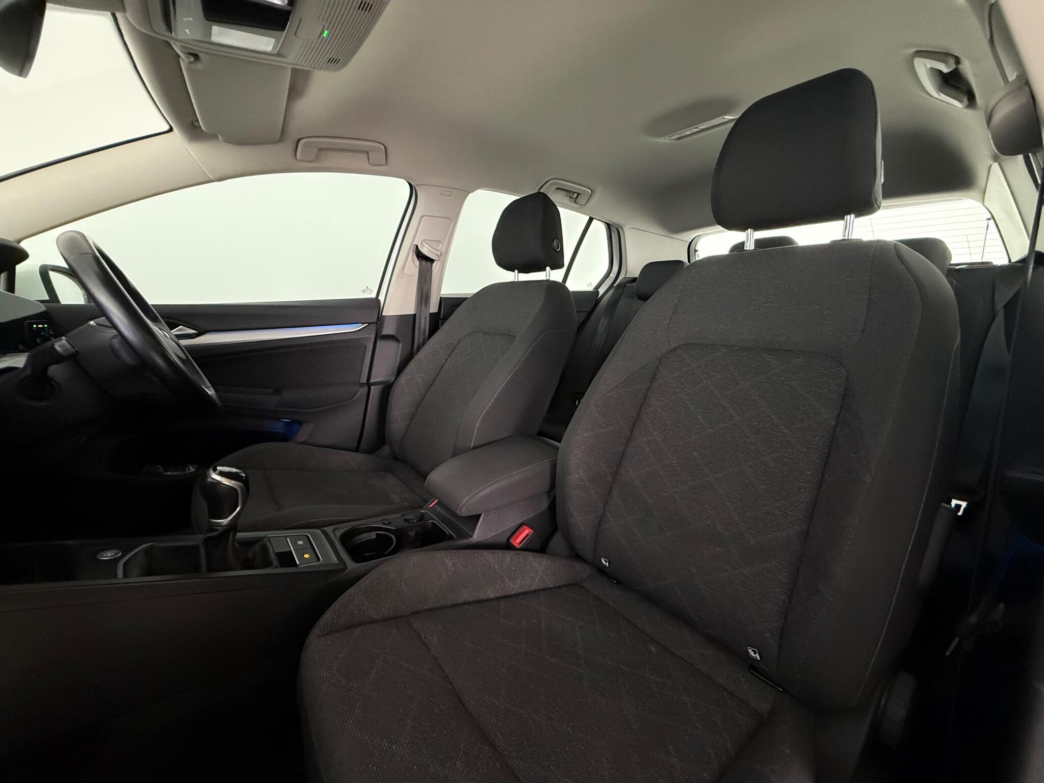 Volkswagen Golf view 28