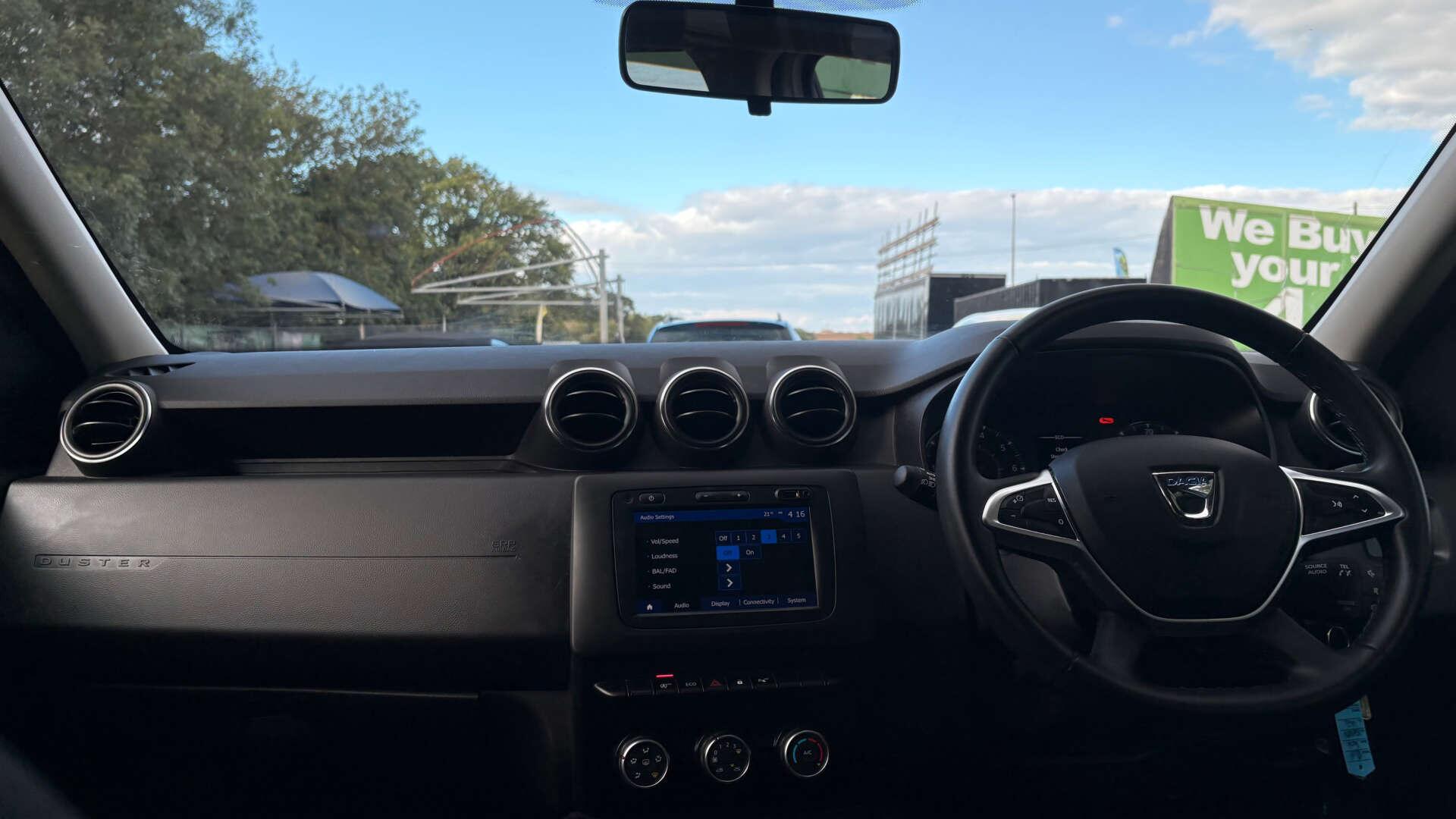 Dacia Duster view 34
