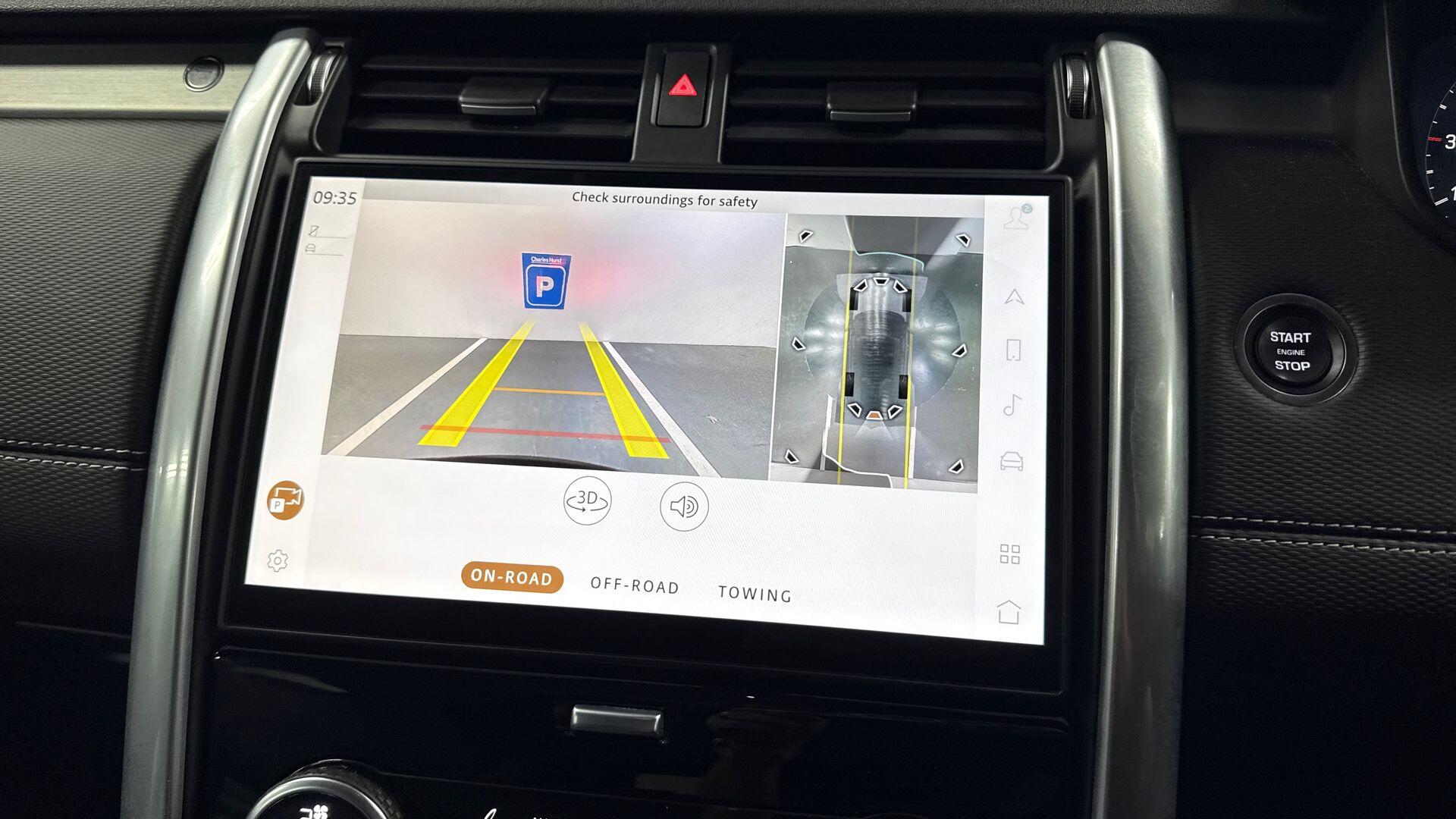 Land Rover Discovery view 12
