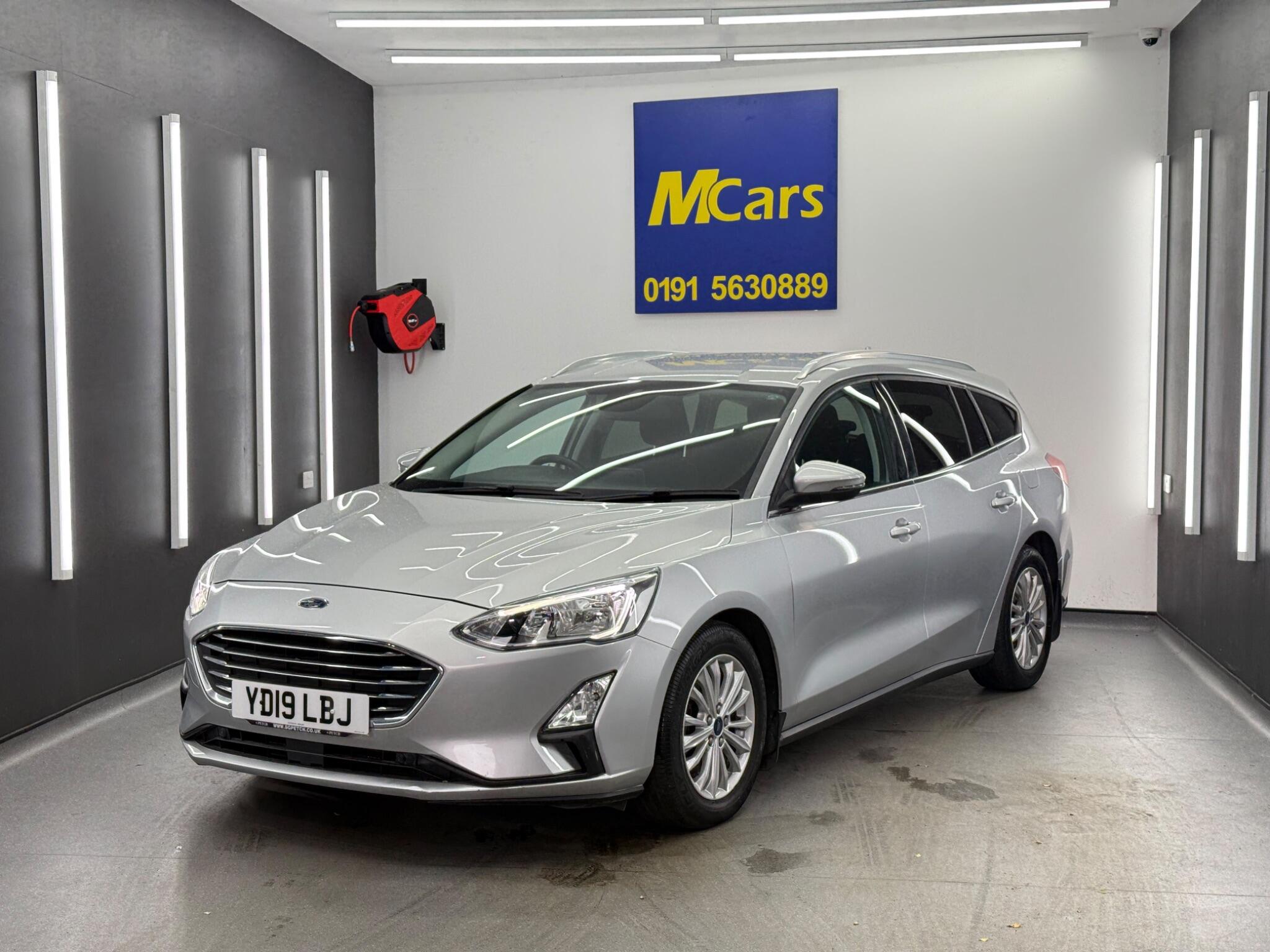 Ford Focus view 4