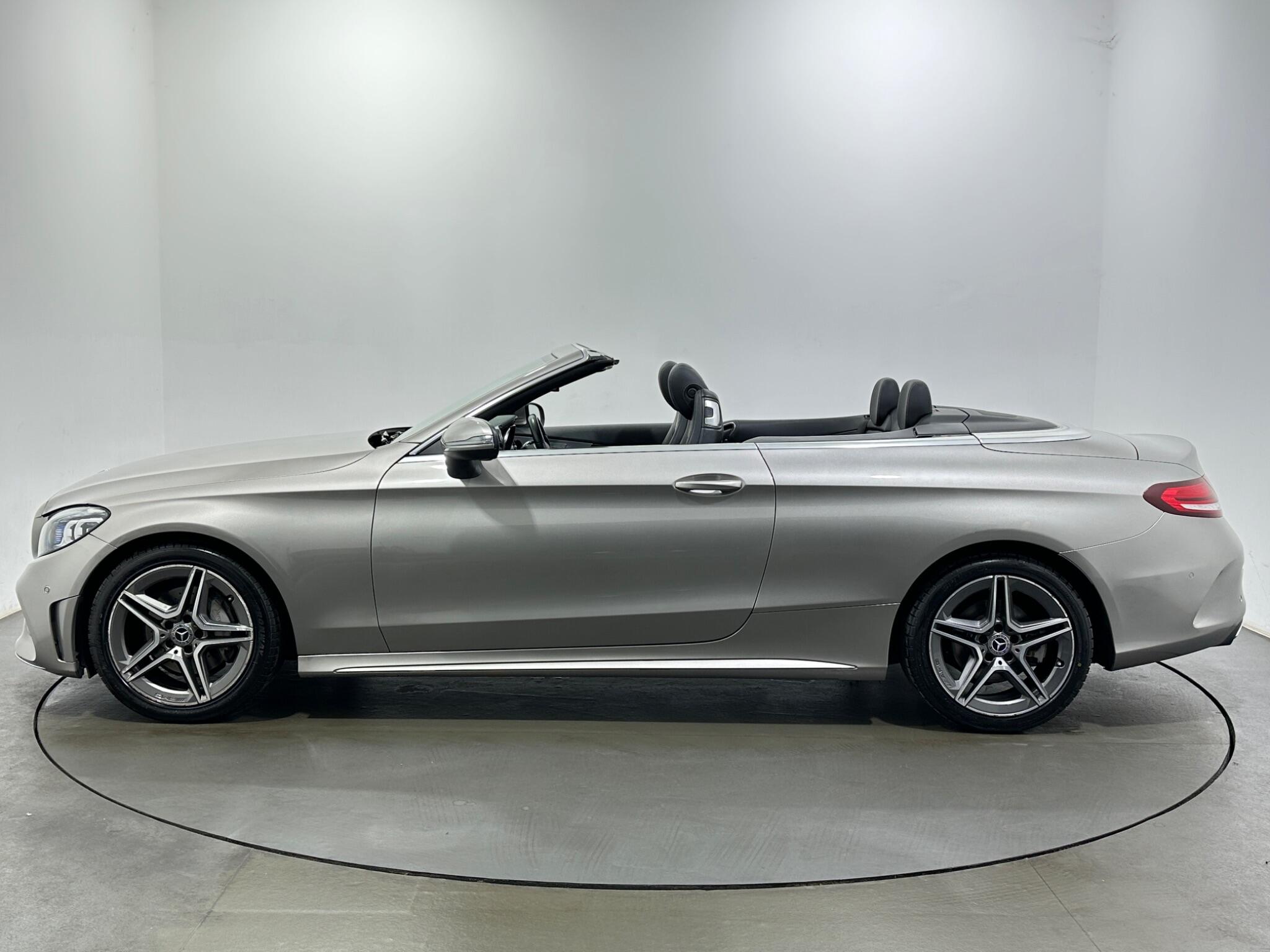 Mercedes-Benz C-Class view 5