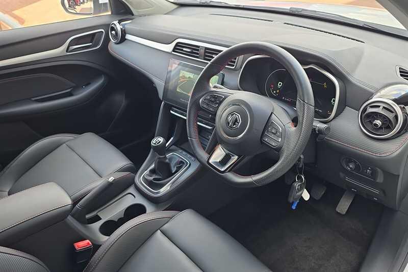 MG ZS view 10