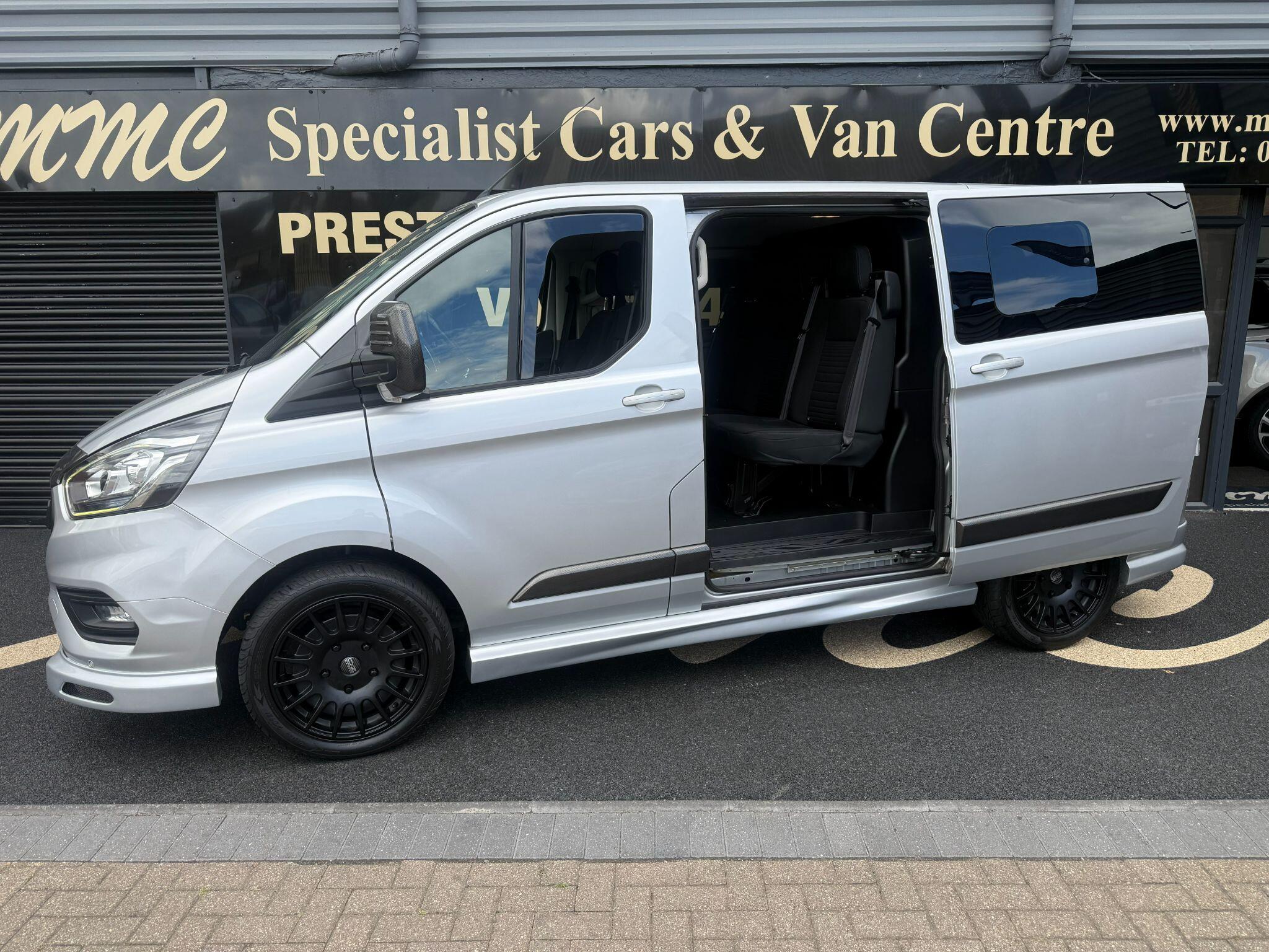 Ford Transit Custom main image