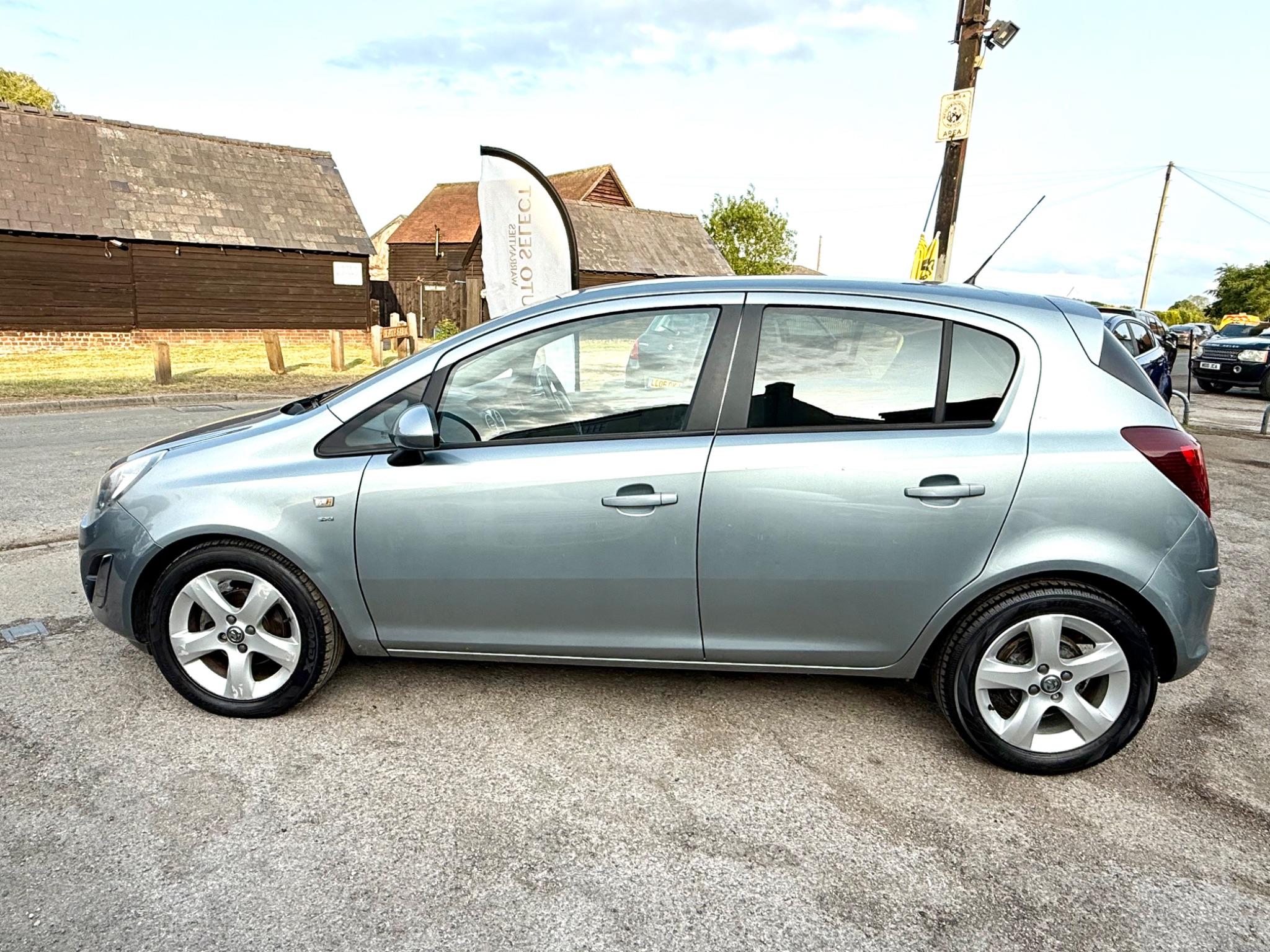 2014 Vauxhall Corsa 1.4 16V SXi Euro 5 5dr (A/C) • 47,485 miles image 15